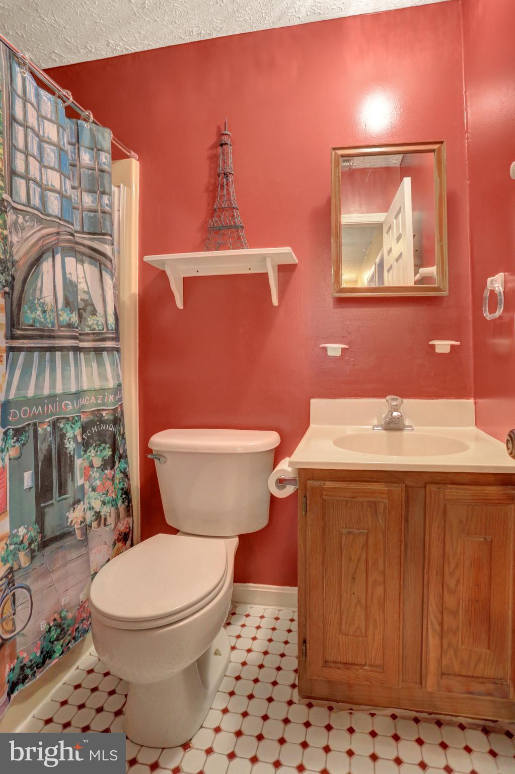 STONEYBROOKE VILLAGE - Residential