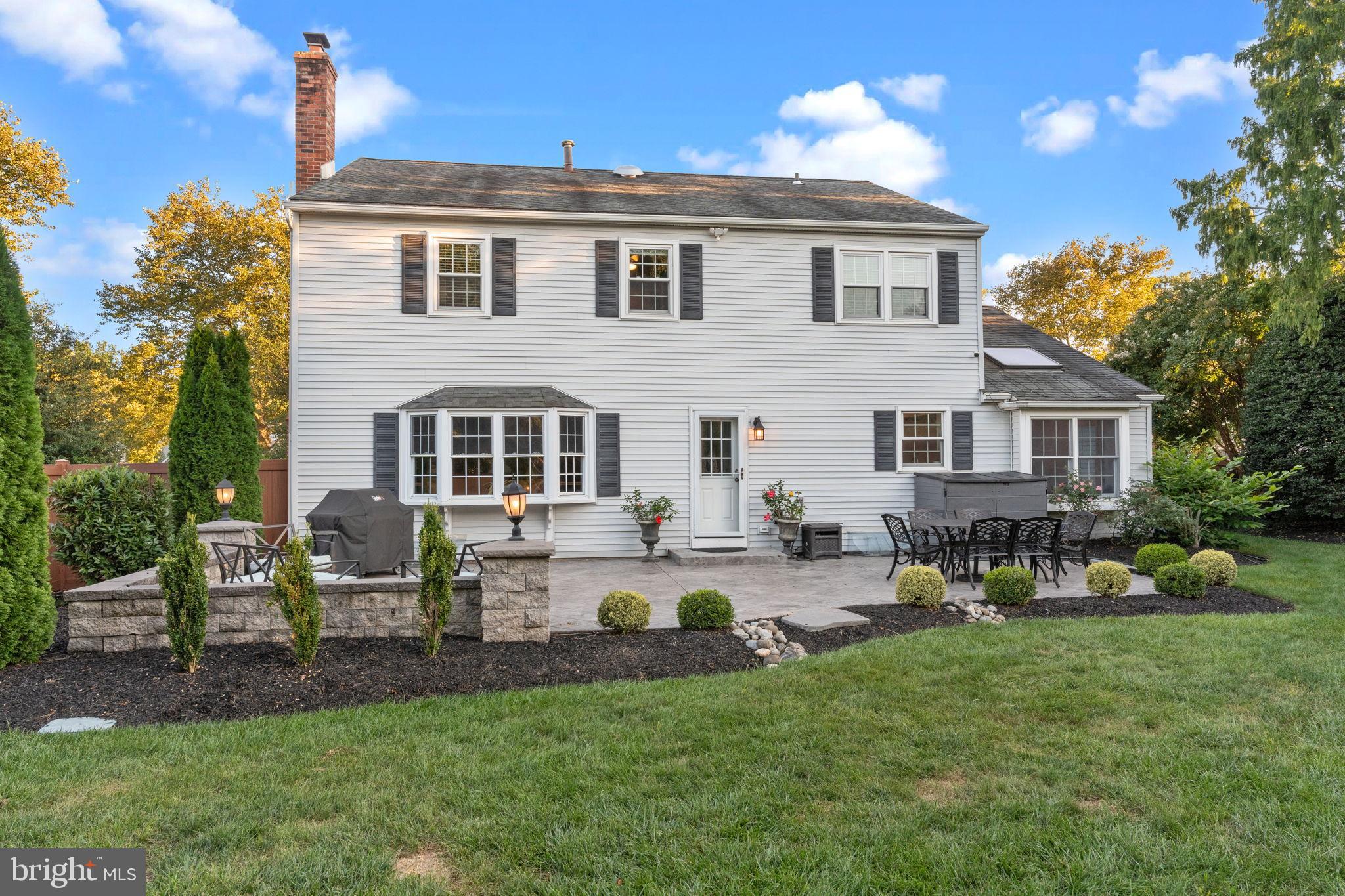 MAPLE POINT - Residential