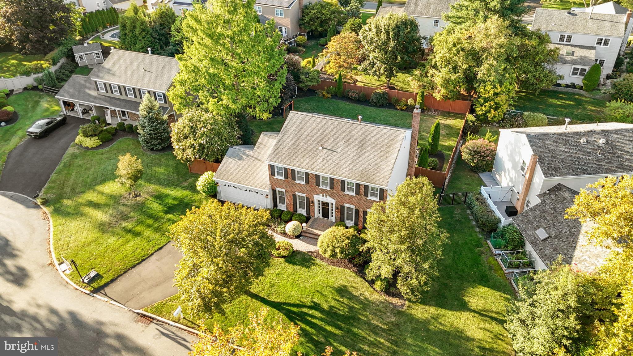 MAPLE POINT - Residential