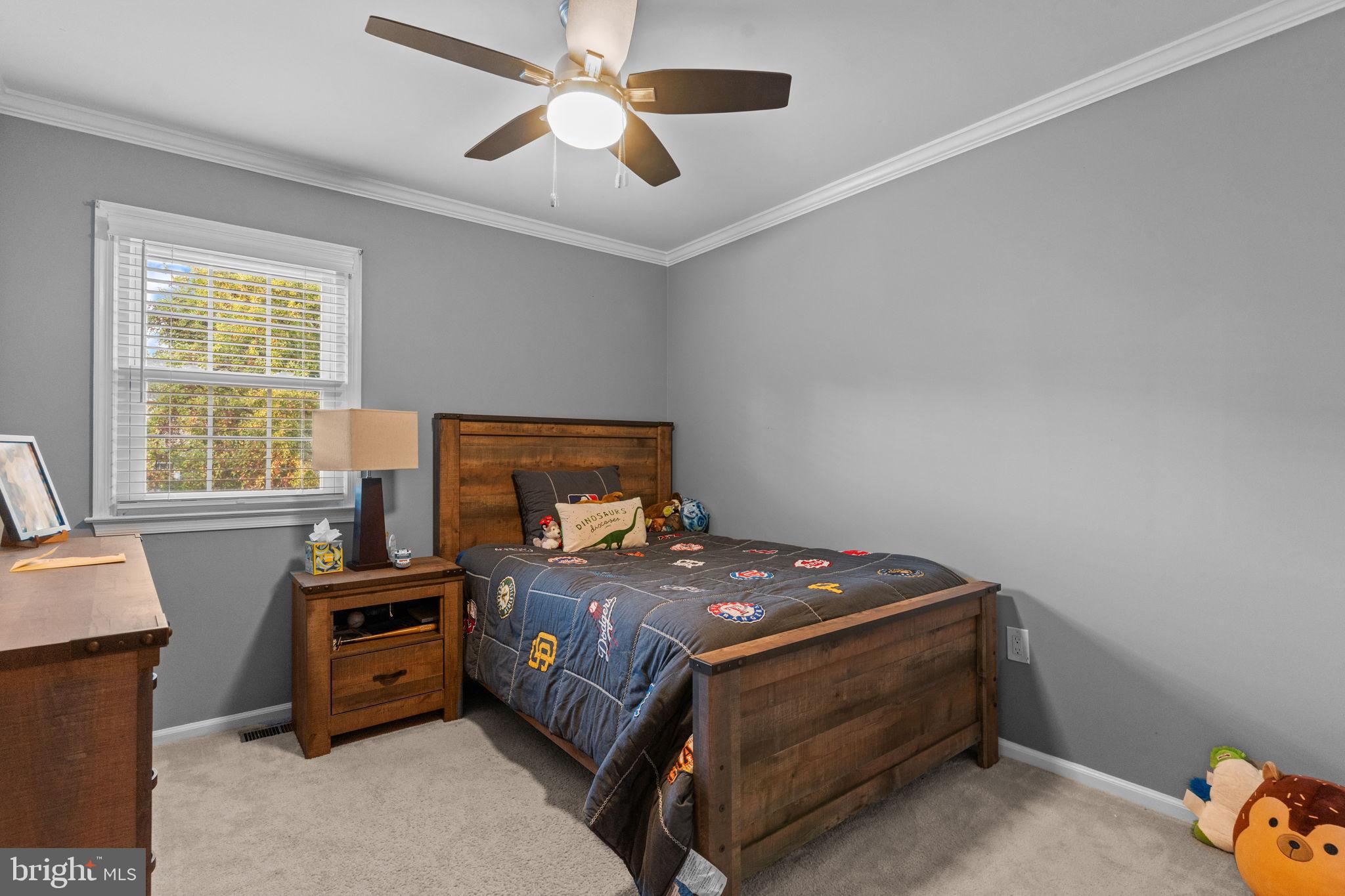 MAPLE POINT - Residential