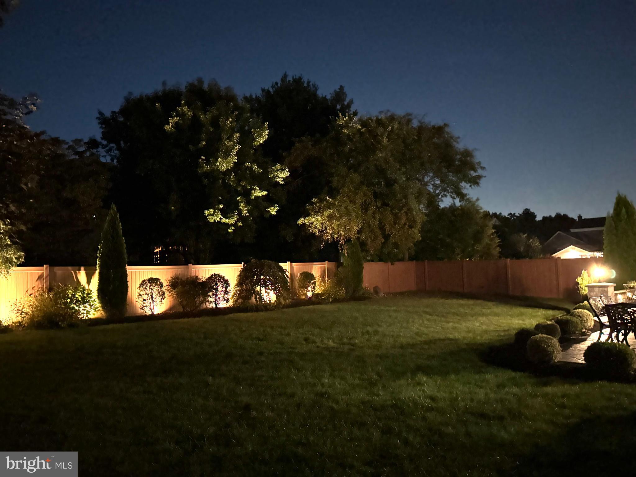 MAPLE POINT - Residential