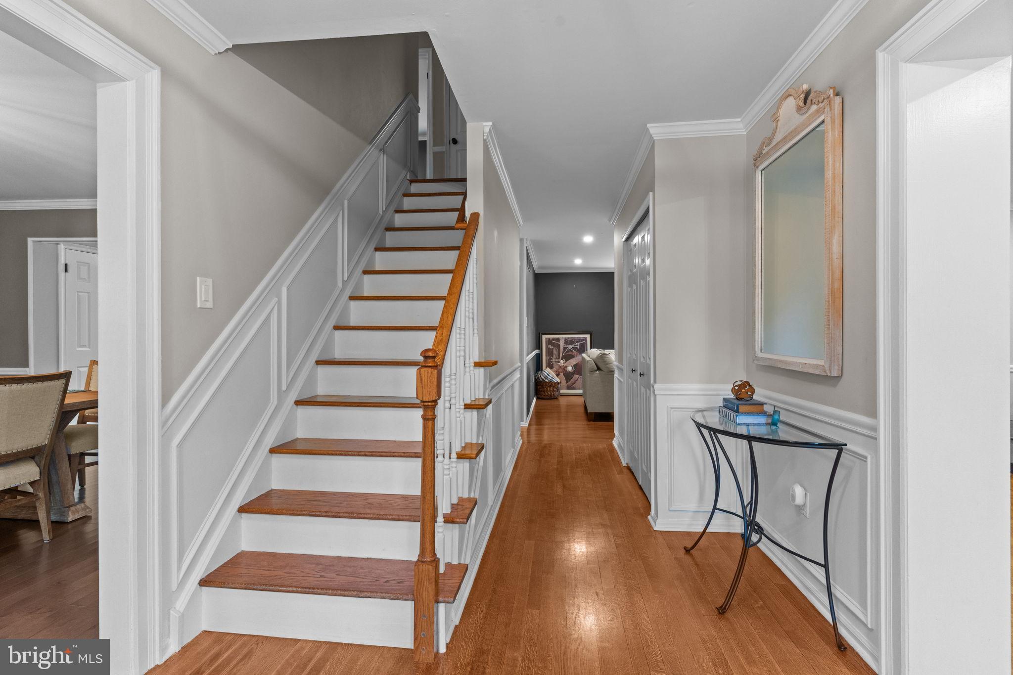 MAPLE POINT - Residential