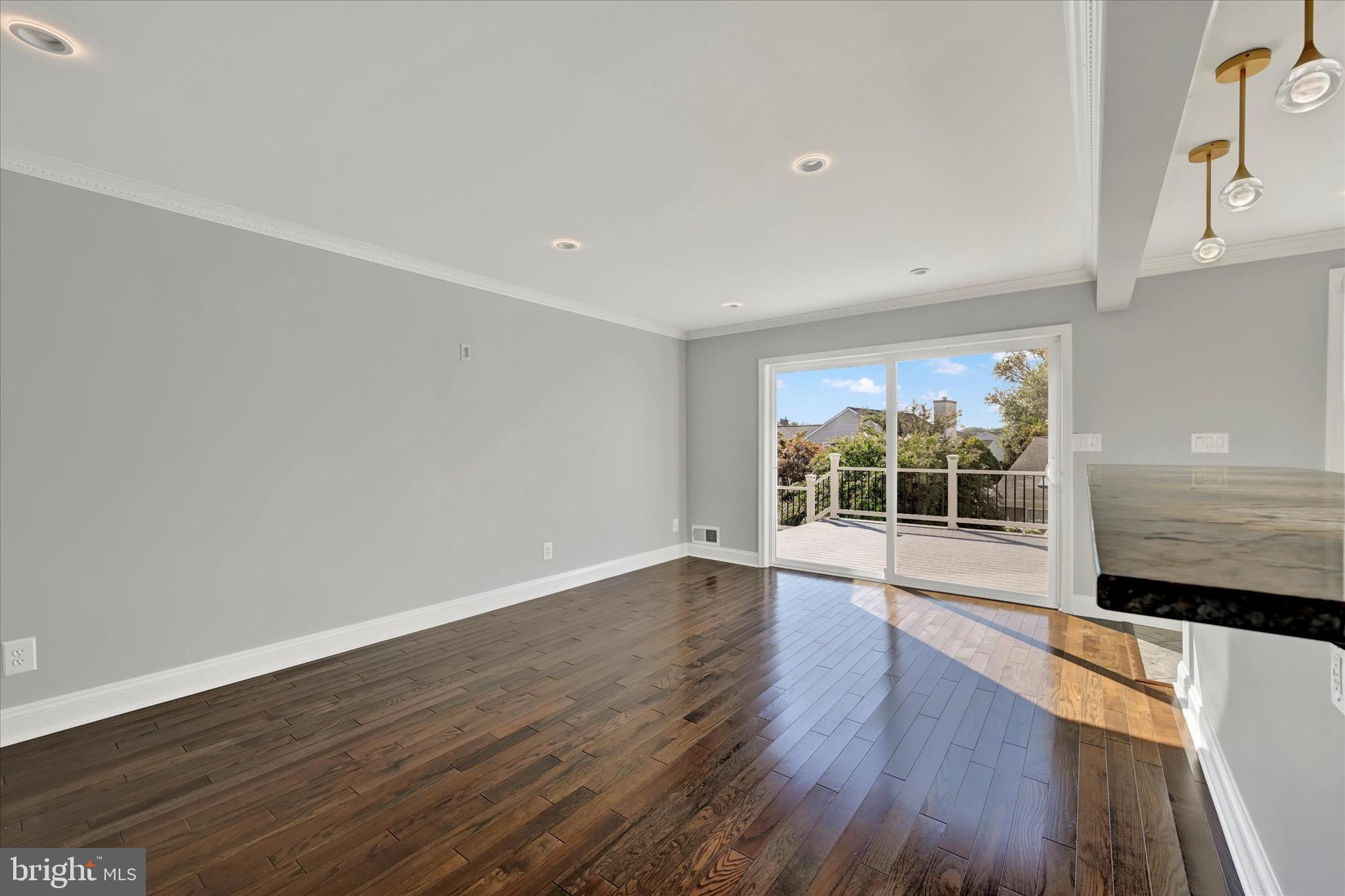ARBOUR GREEN - Residential