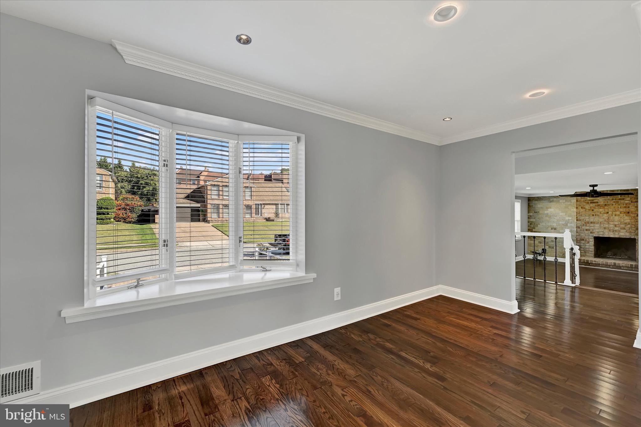 ARBOUR GREEN - Residential