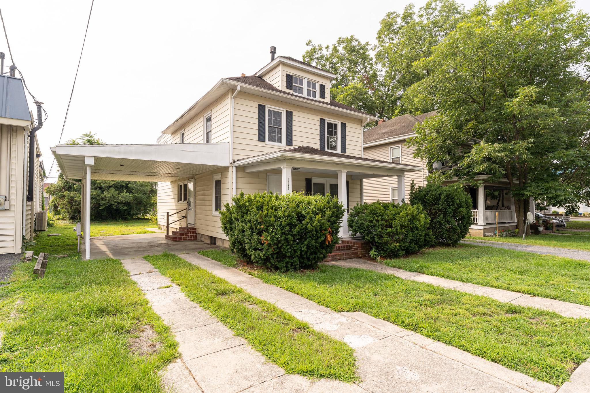 1109 N DIVISION STREET