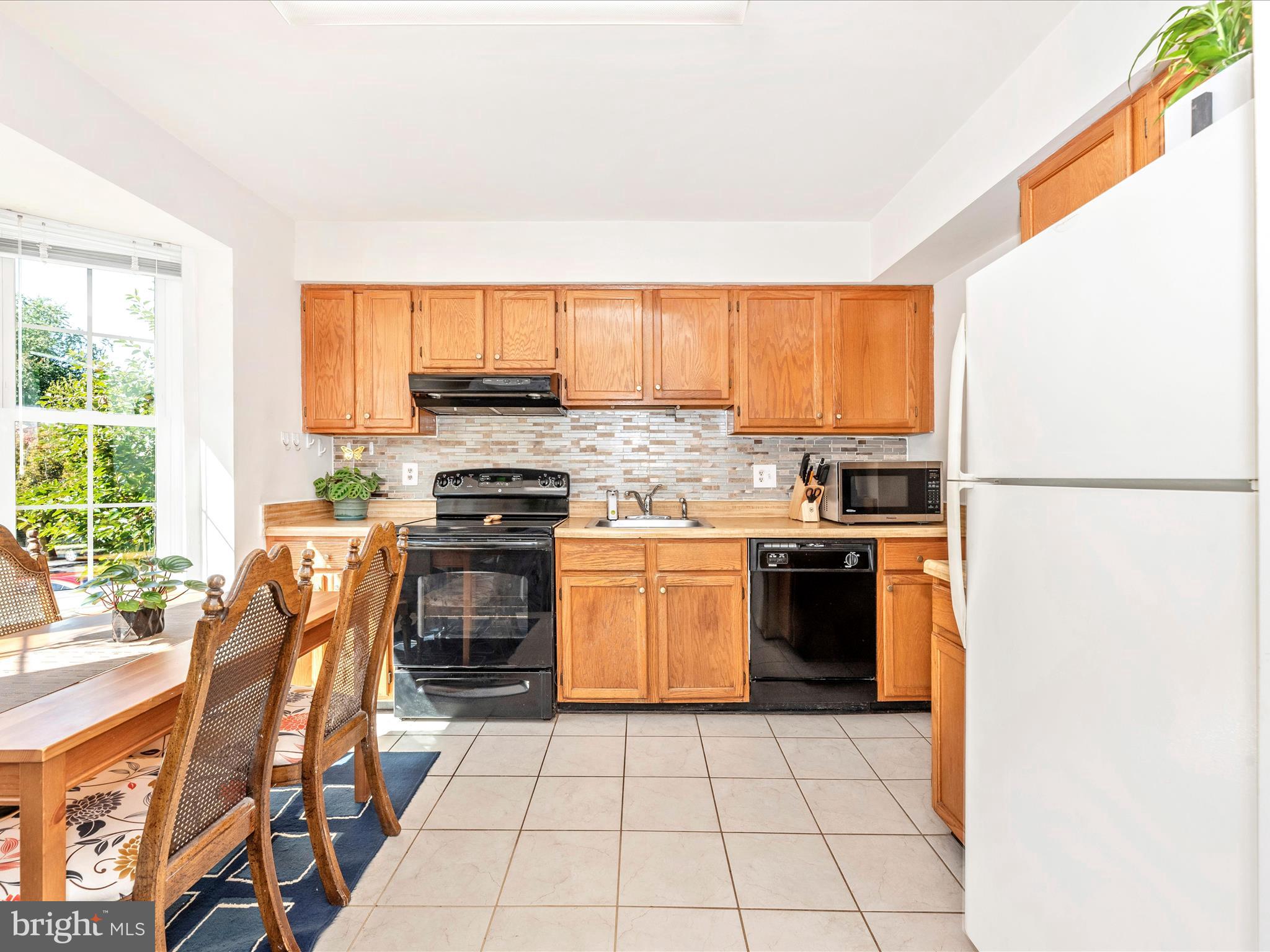 MONTGOMERY MEADOWS - Residential