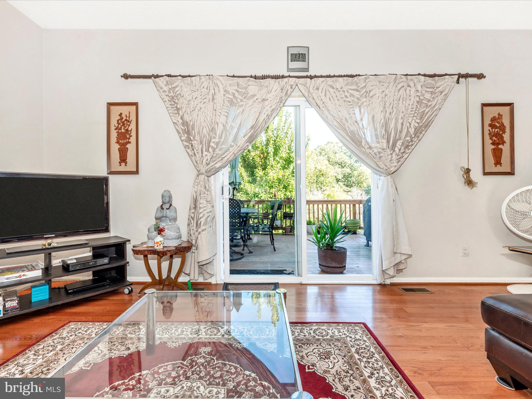 MONTGOMERY MEADOWS - Residential