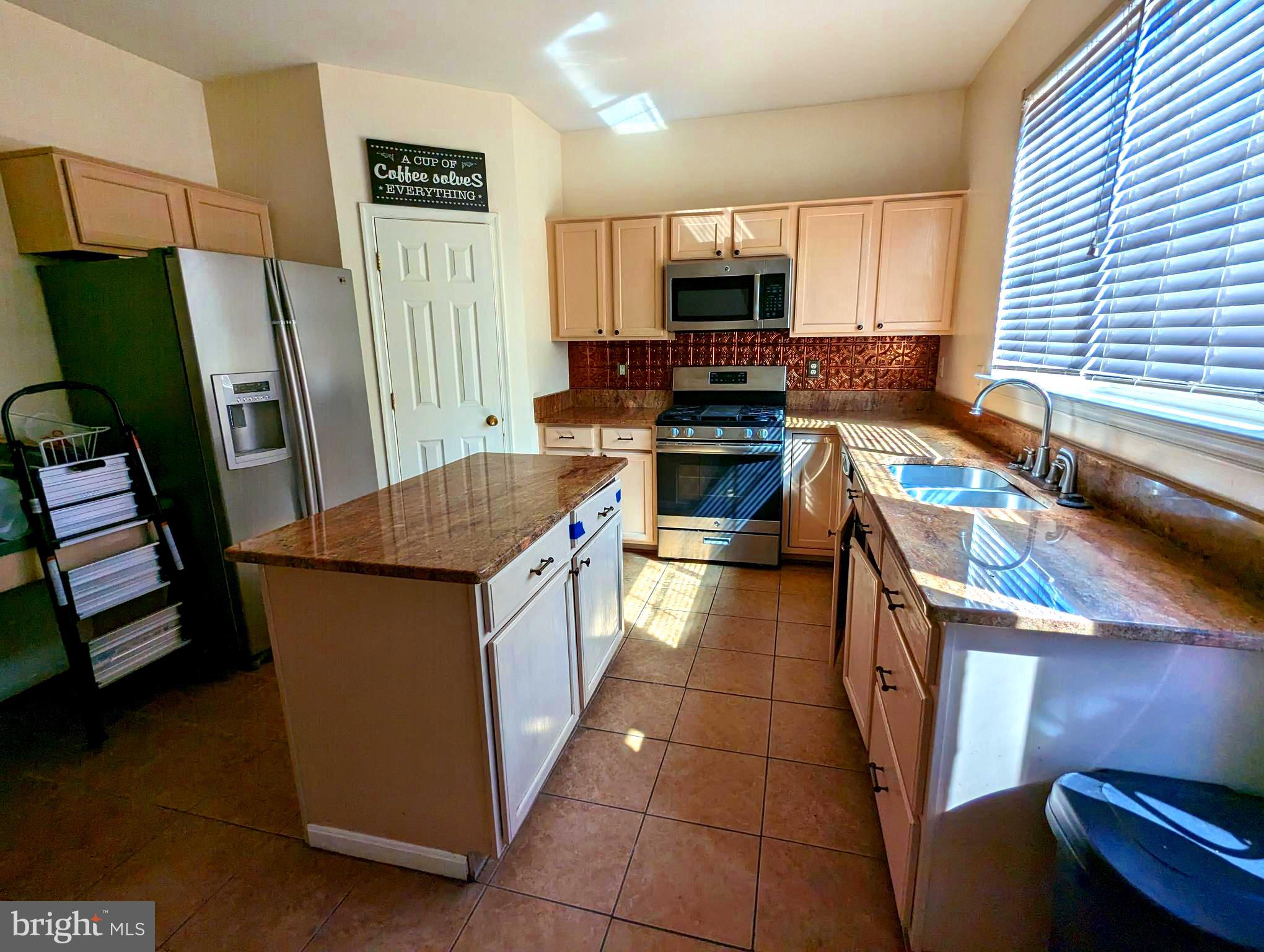 ASPEN WOODS - Residential