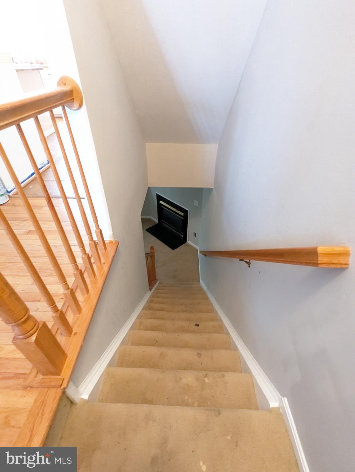 ASPEN WOODS - Residential