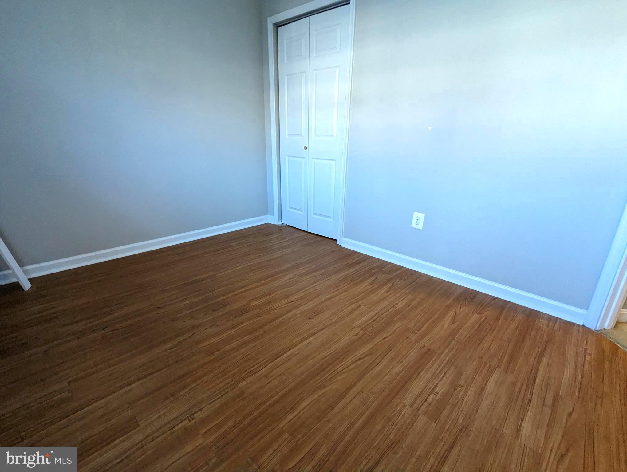 ASPEN WOODS - Residential