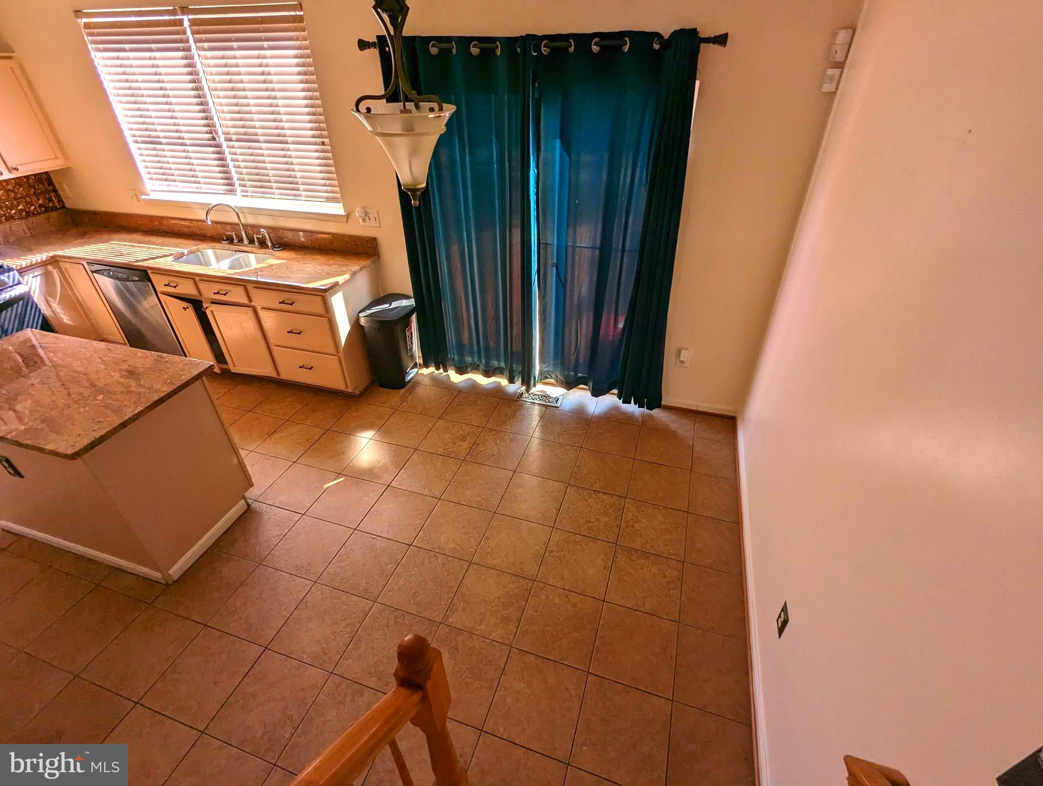 ASPEN WOODS - Residential