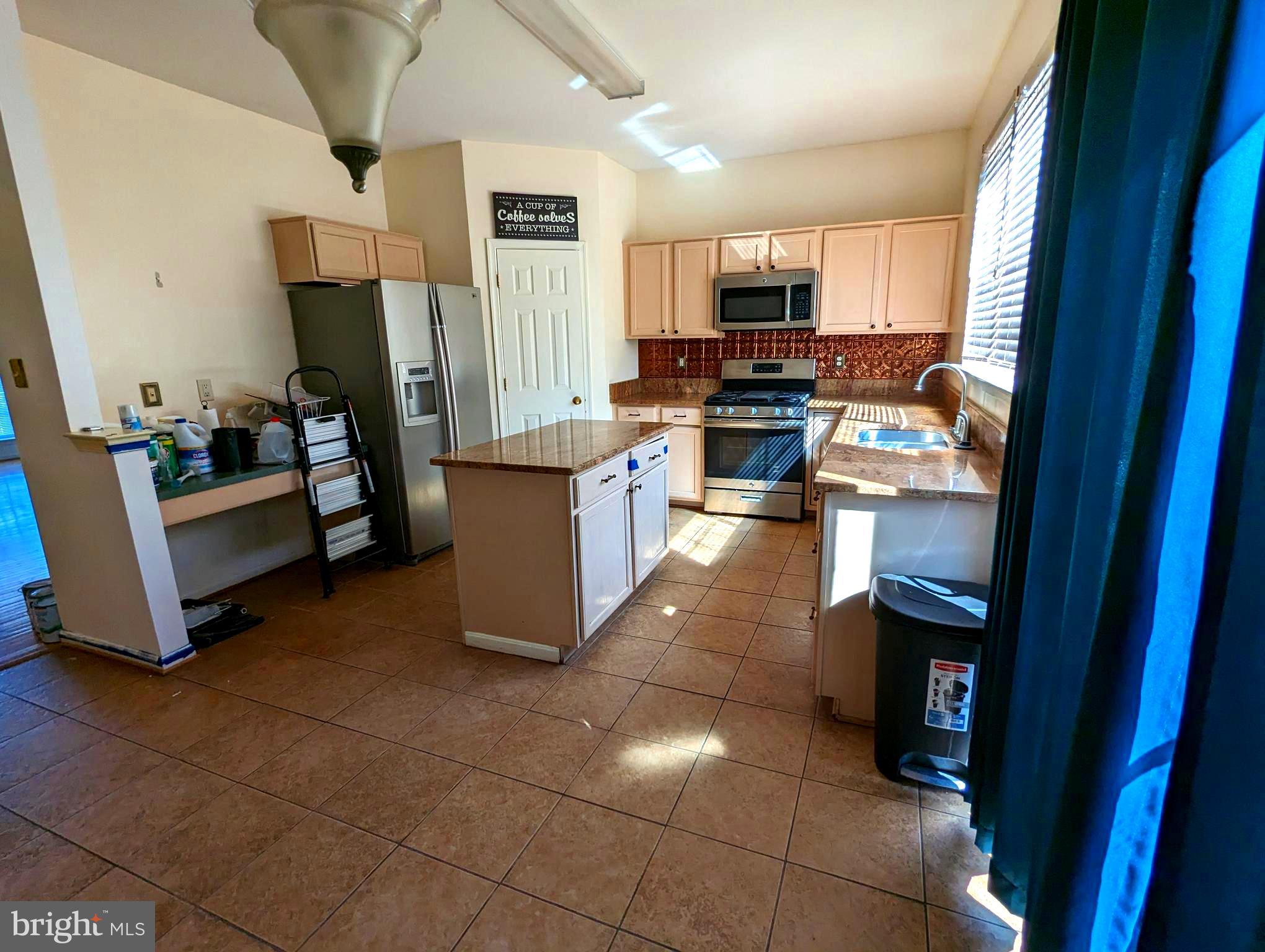 ASPEN WOODS - Residential