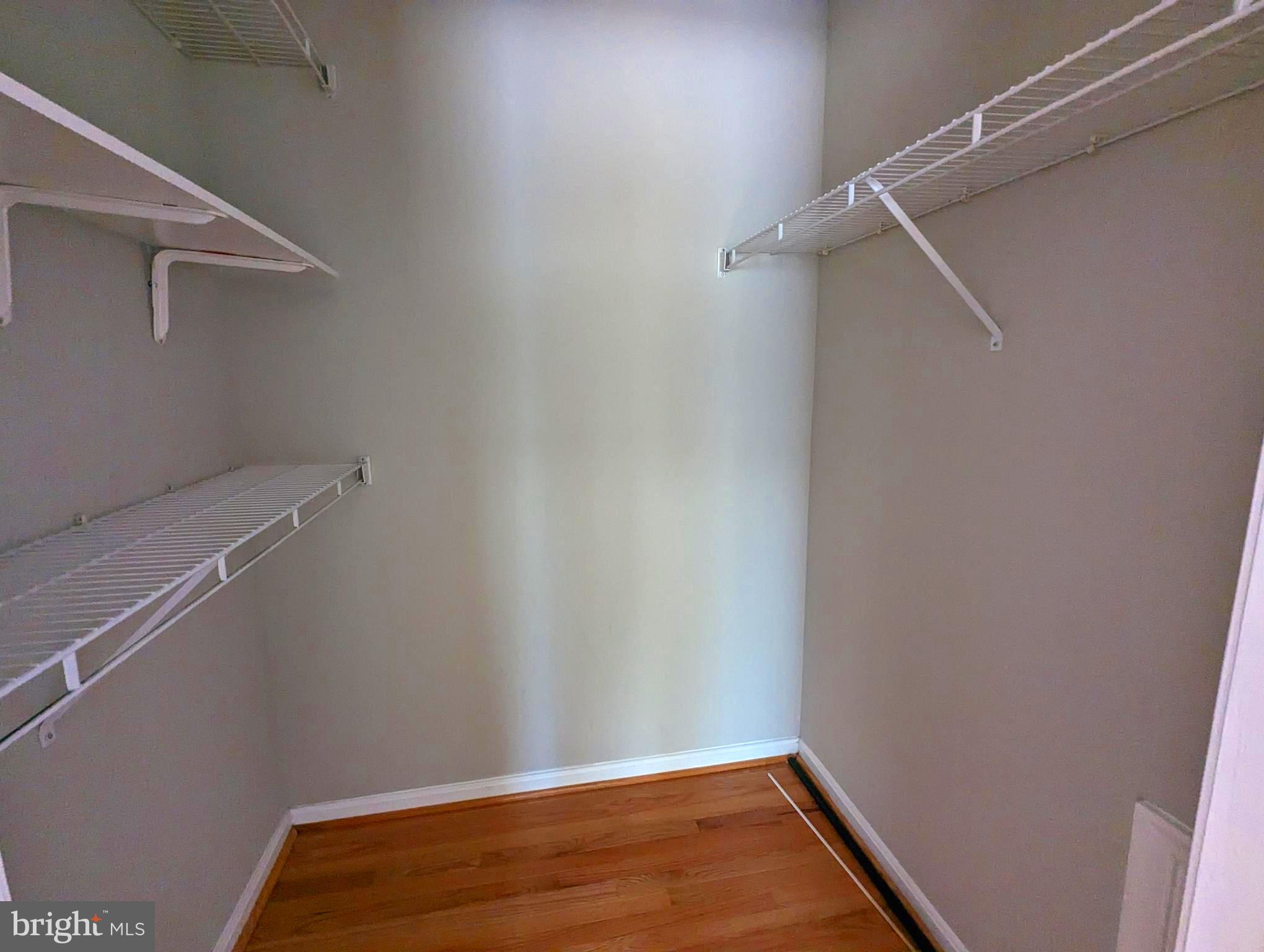 ASPEN WOODS - Residential