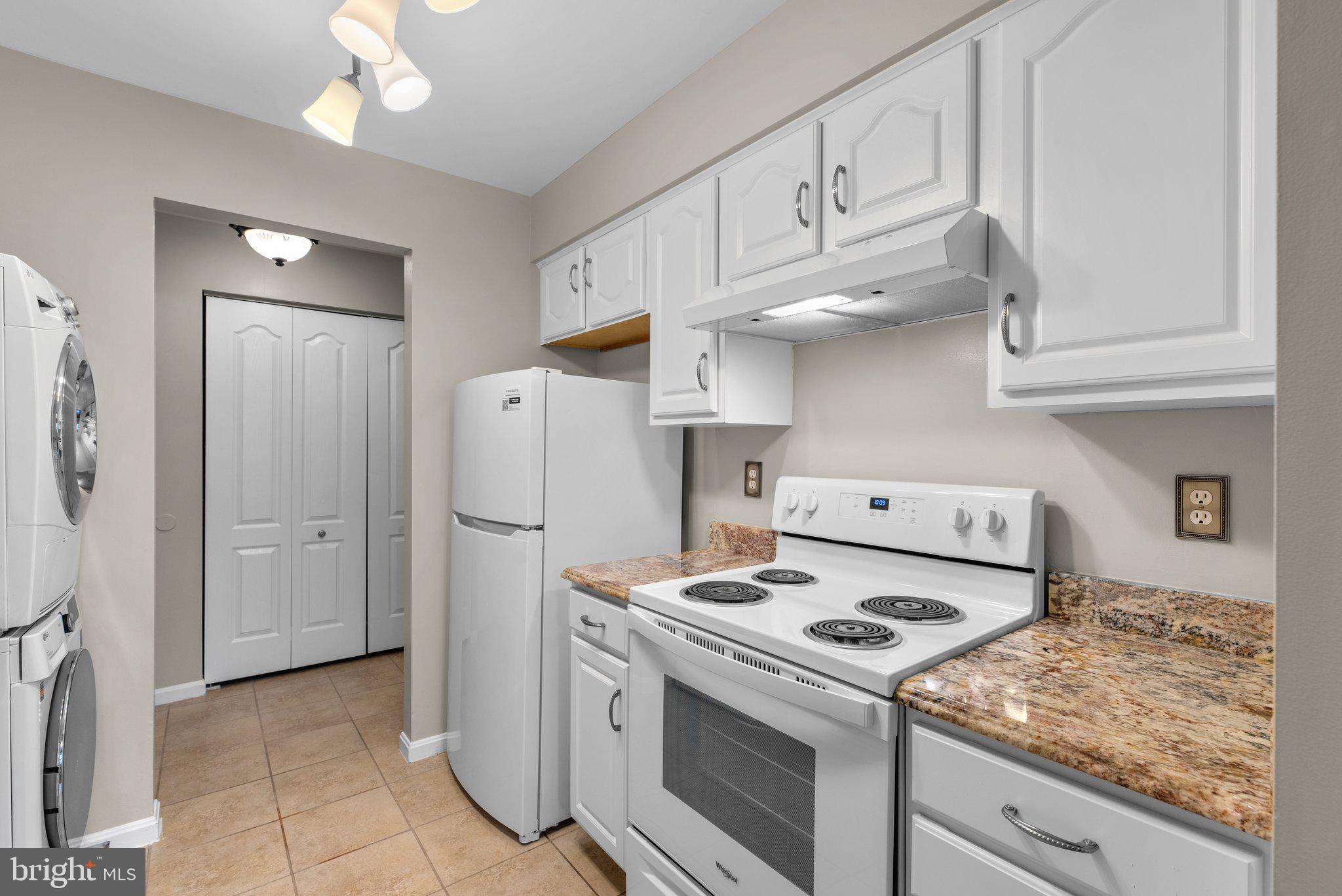 MONTGOMERY RUN - Residential