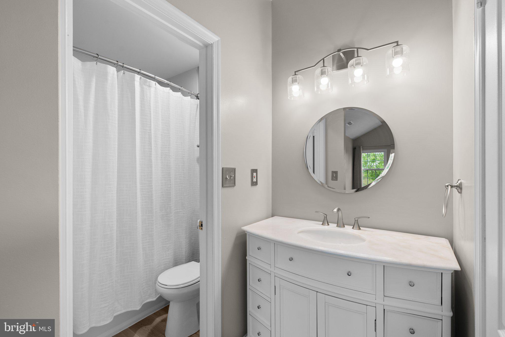 MONTGOMERY RUN - Residential