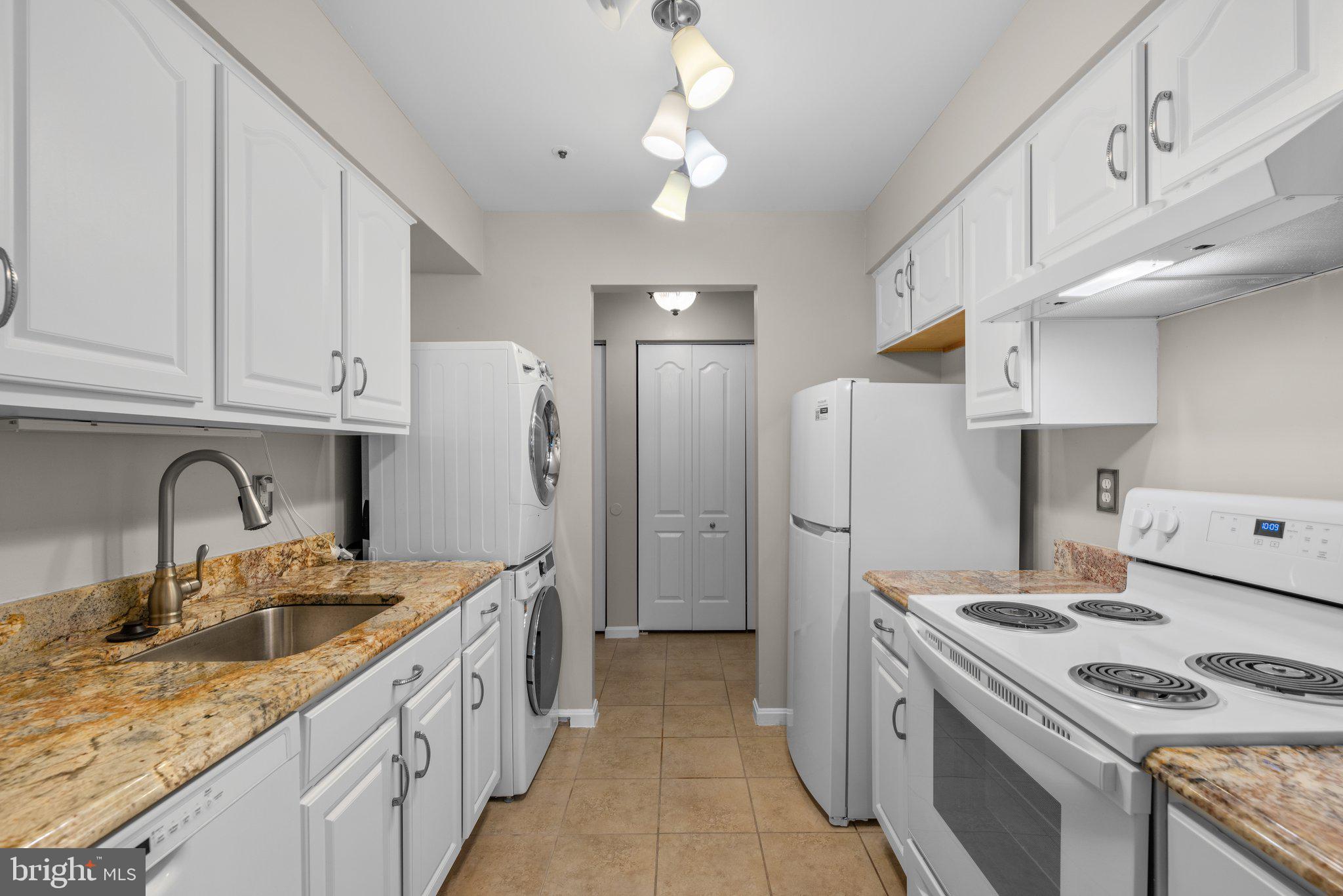 MONTGOMERY RUN - Residential