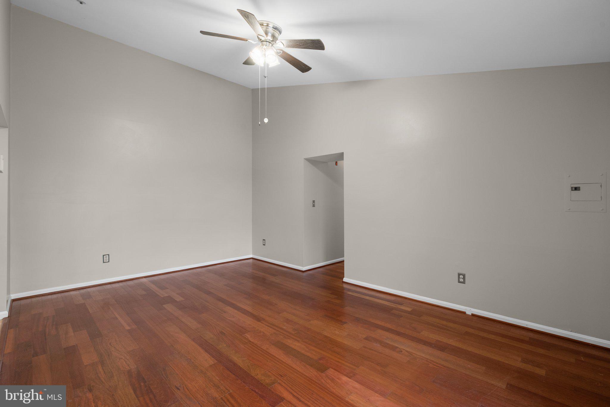 MONTGOMERY RUN - Residential