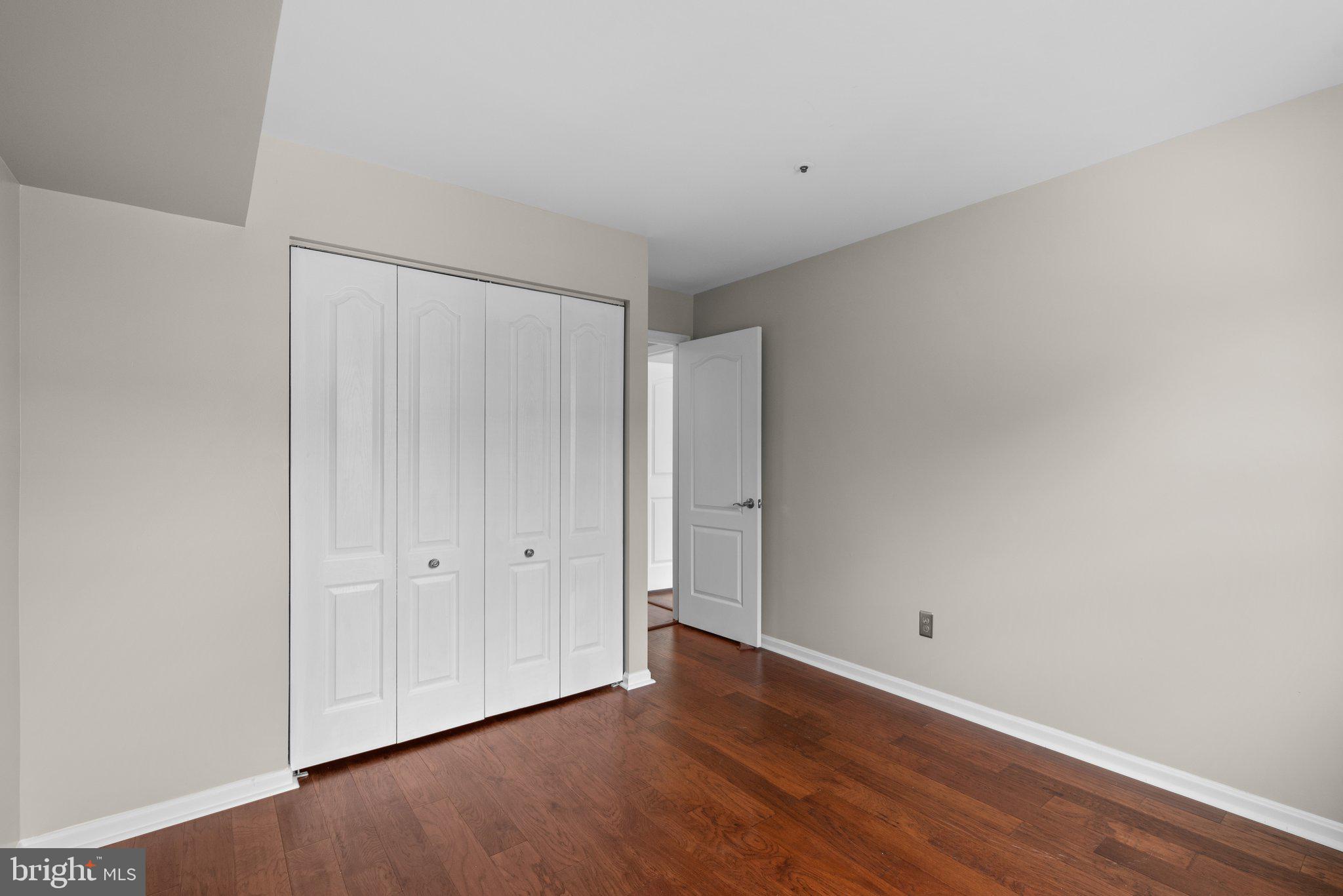 MONTGOMERY RUN - Residential