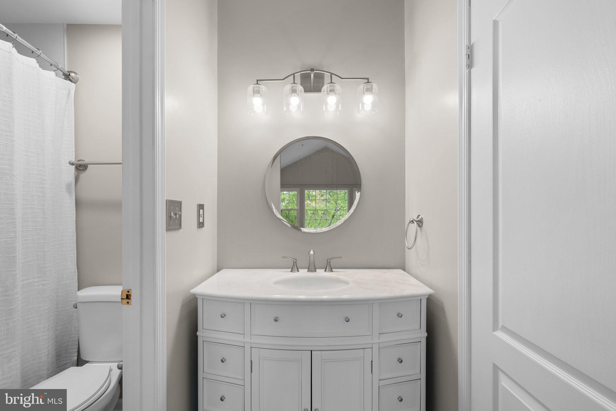 MONTGOMERY RUN - Residential