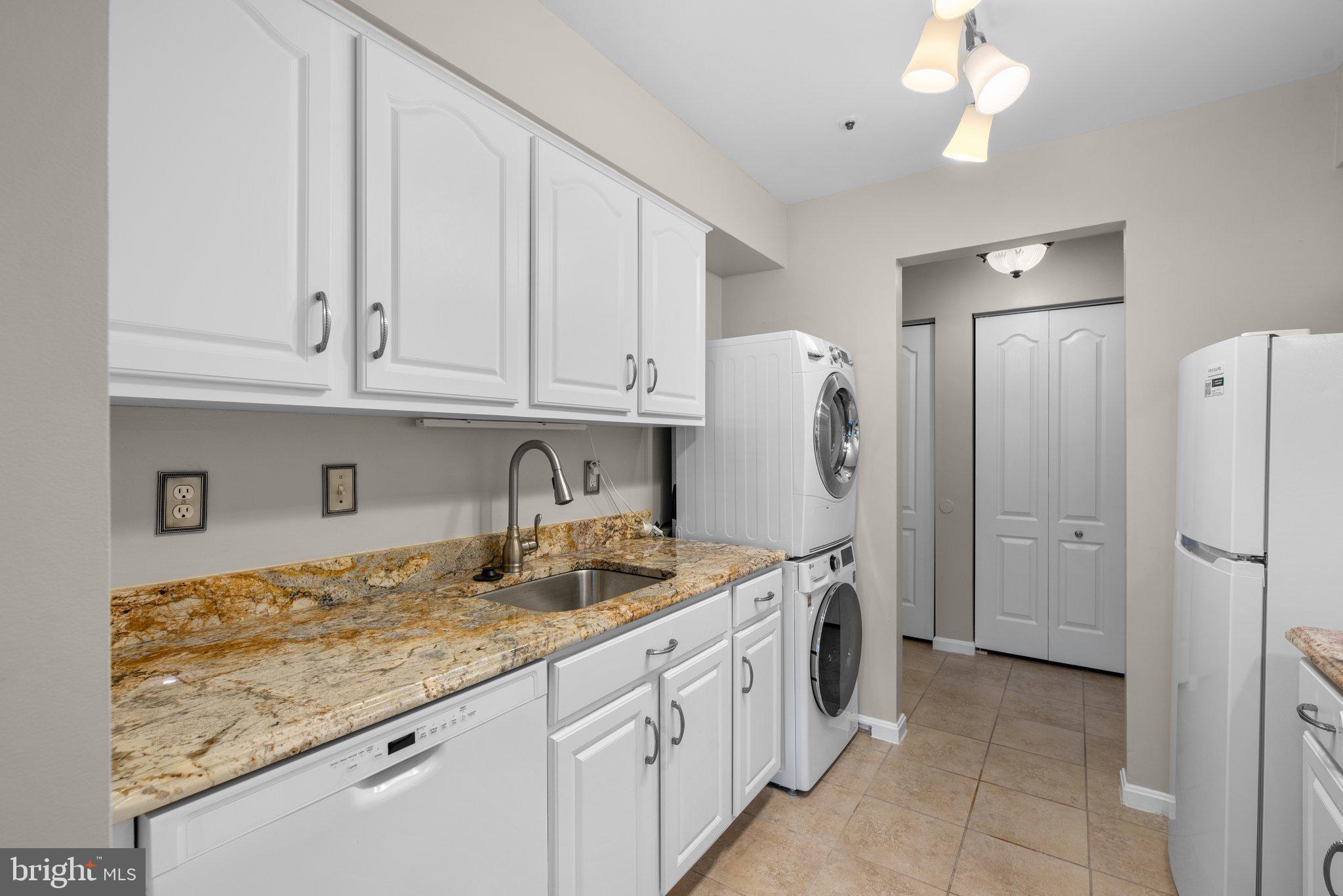 MONTGOMERY RUN - Residential