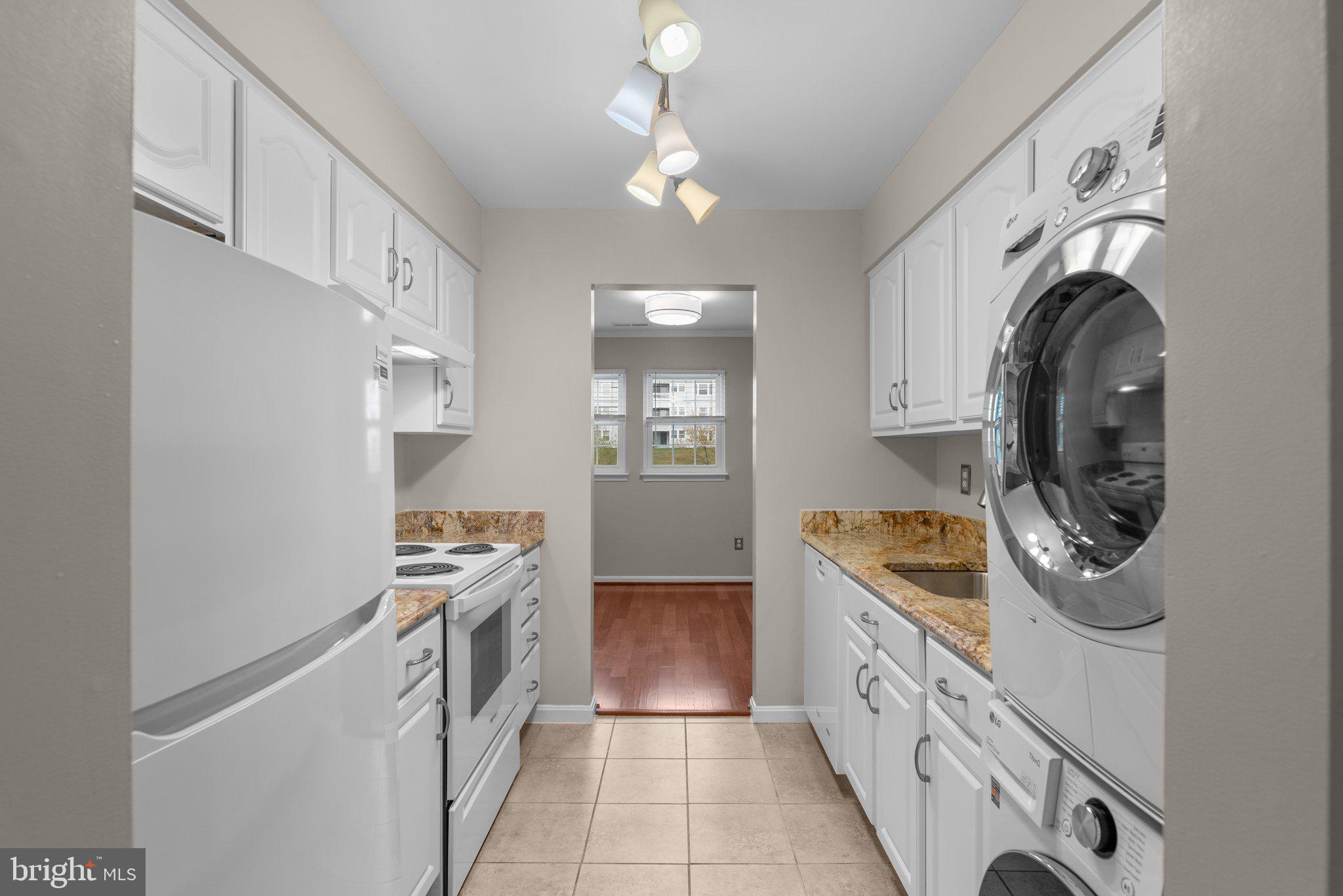 MONTGOMERY RUN - Residential