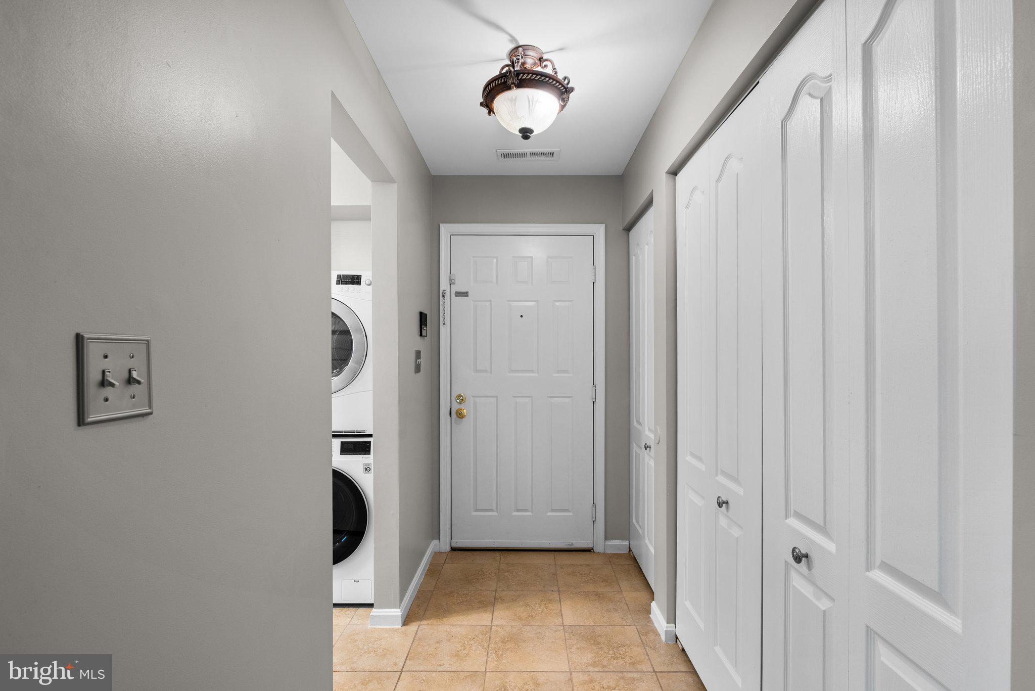 MONTGOMERY RUN - Residential