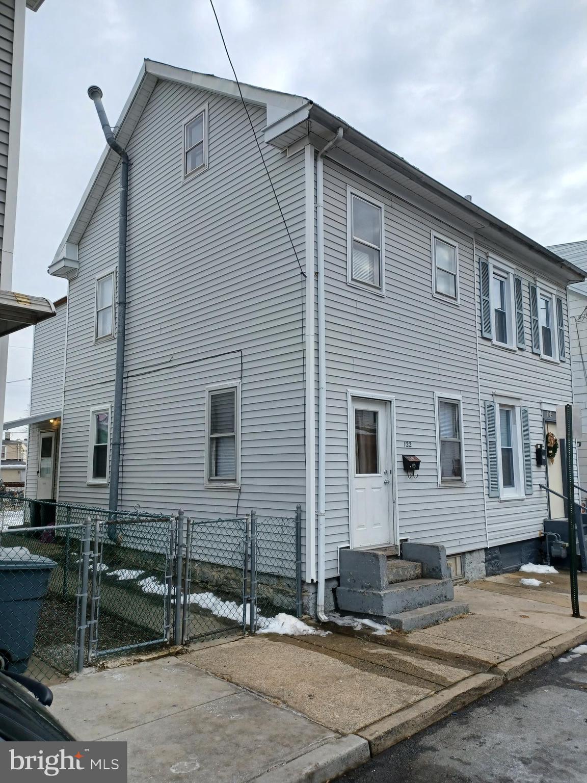 HAGERSTOWN - Residential