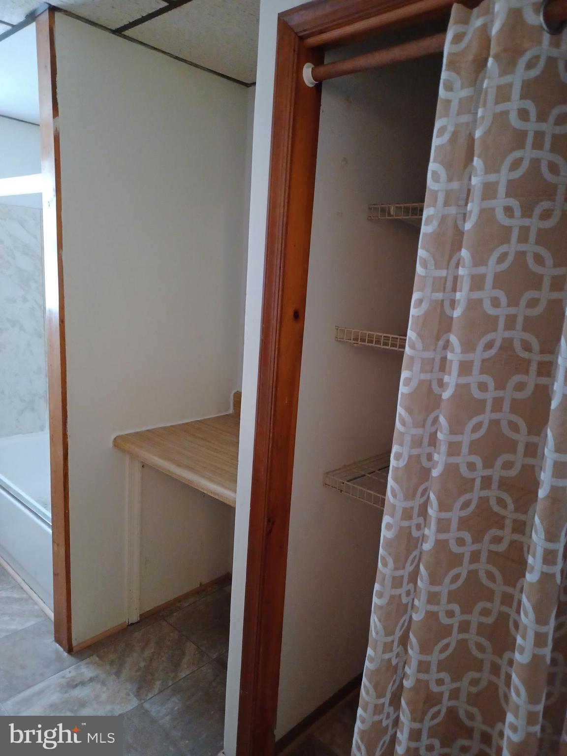 HAGERSTOWN - Residential