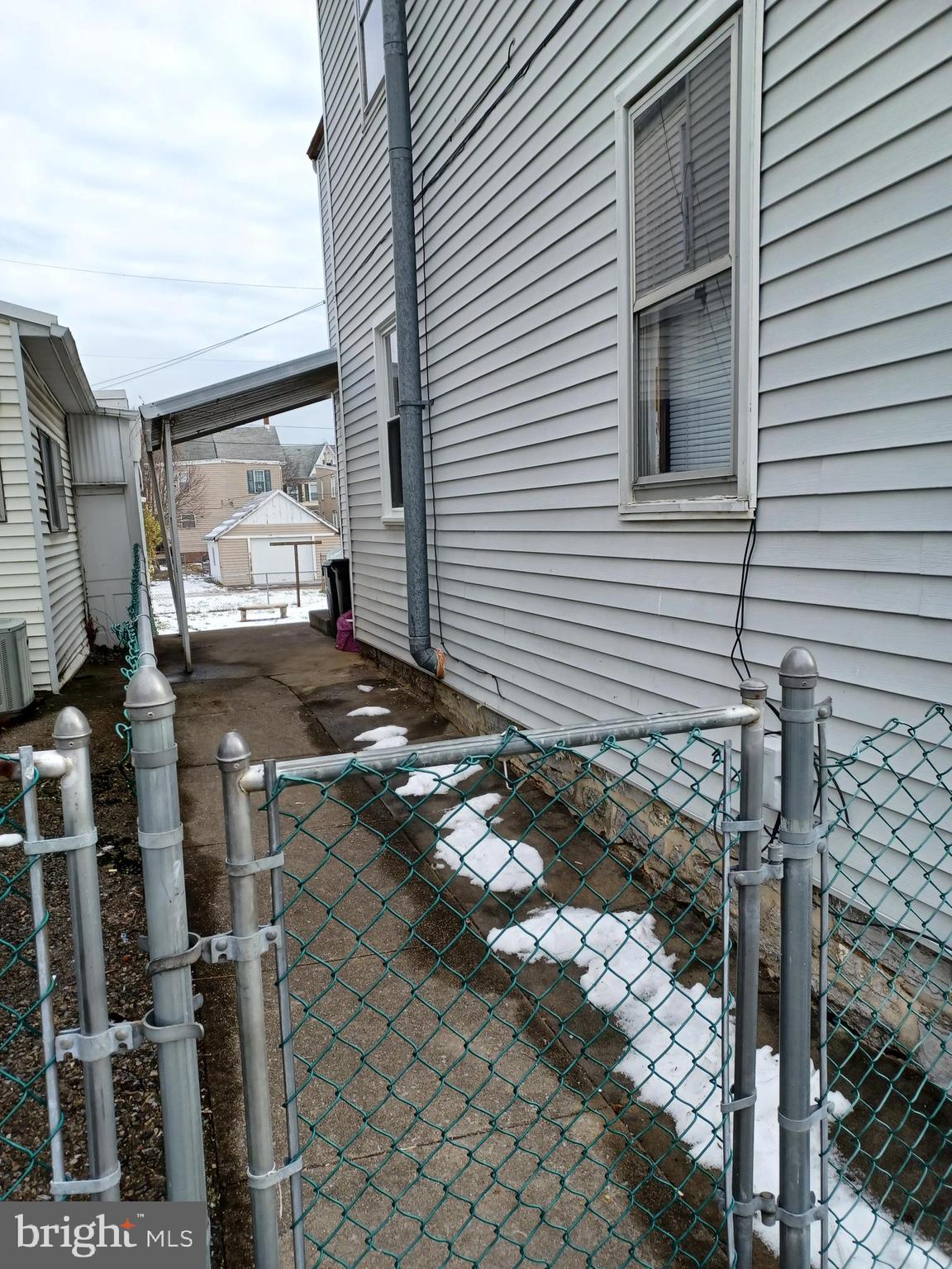 HAGERSTOWN - Residential