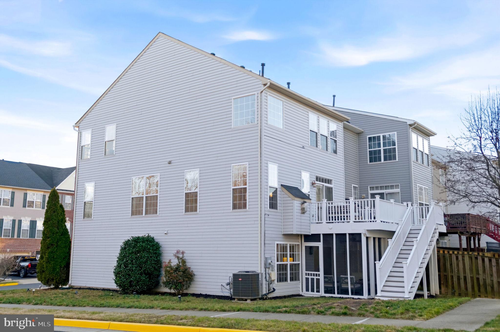 RIPPON LANDING - Residential