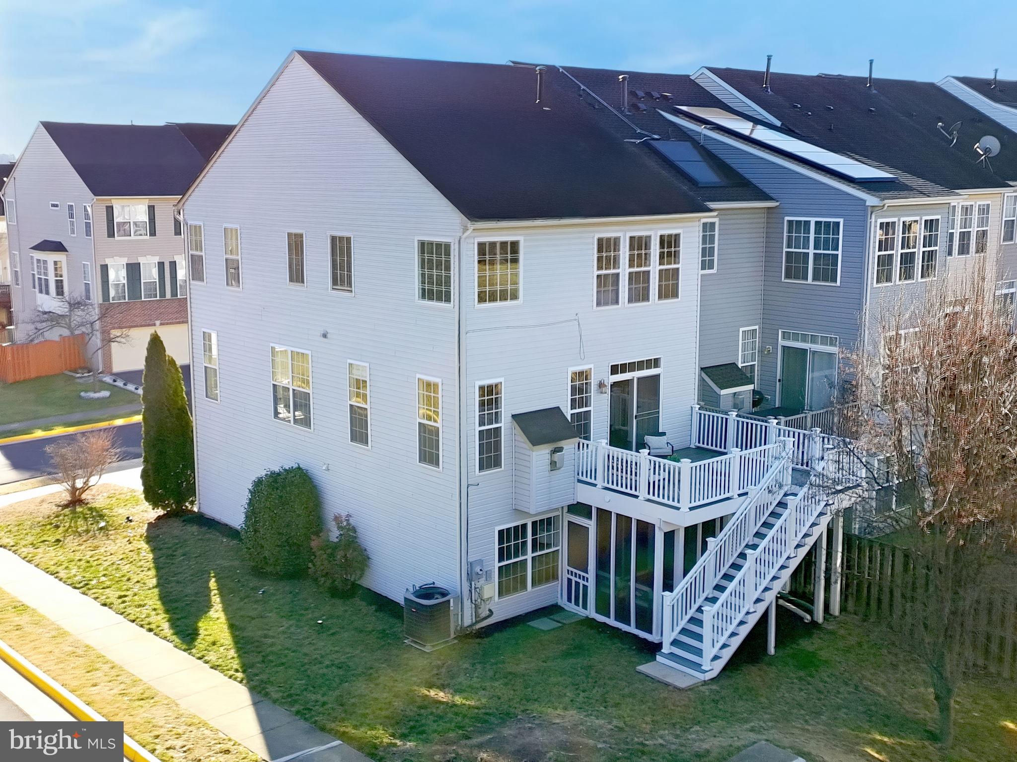 RIPPON LANDING - Residential