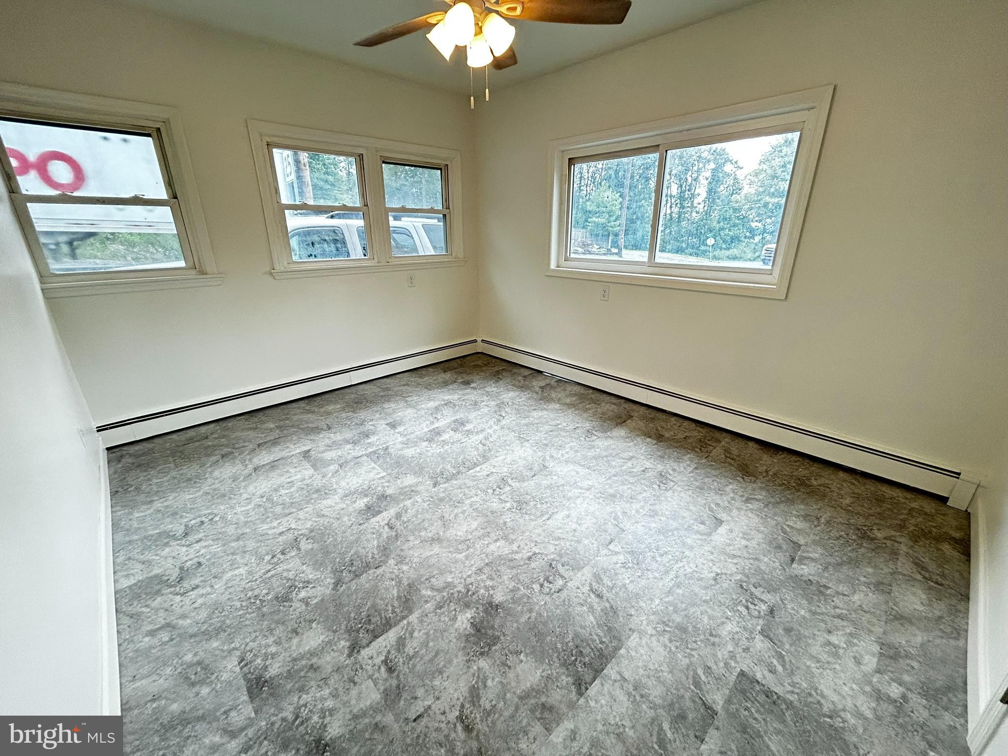 MORGANTOWN - Residential Lease