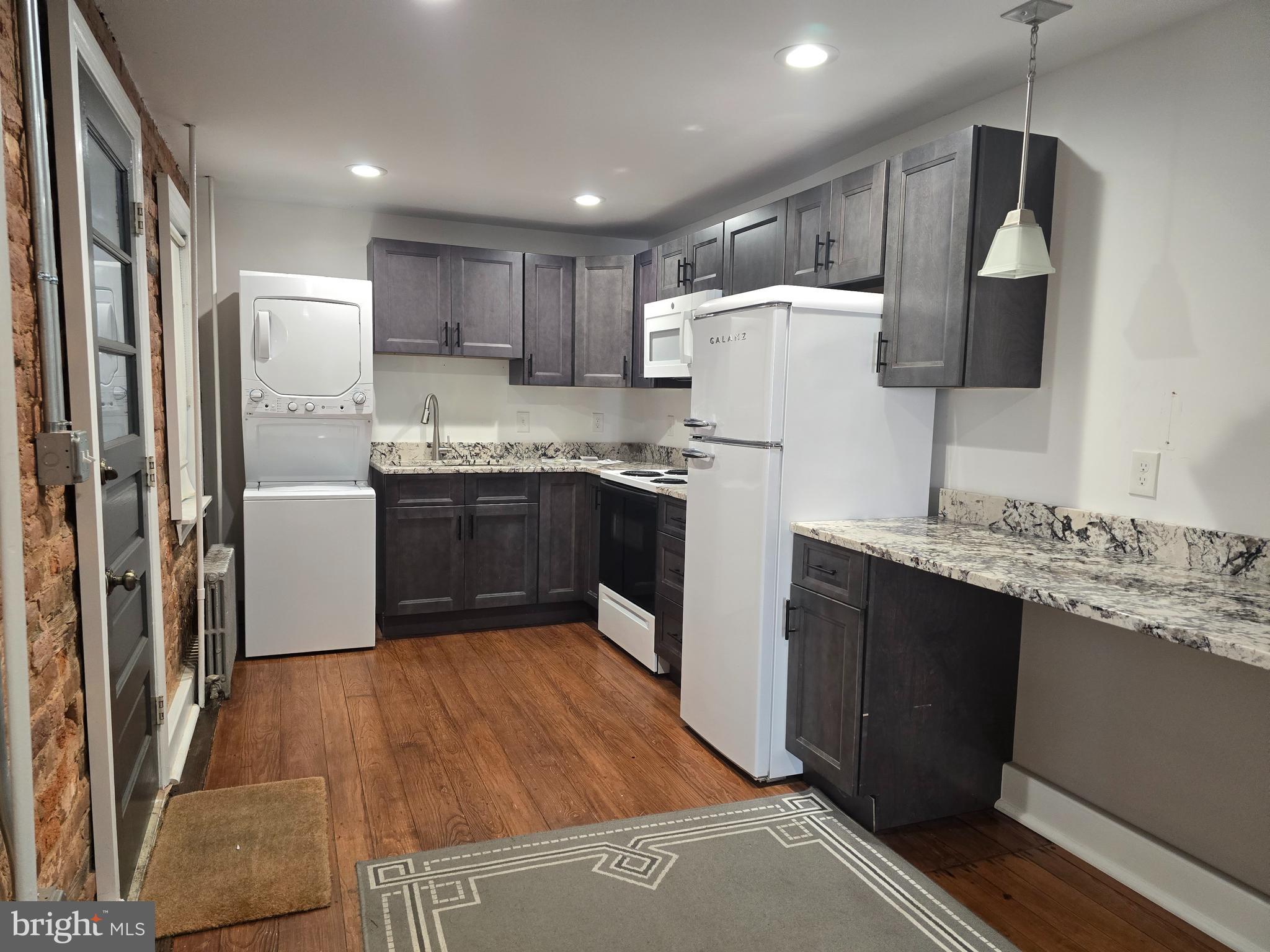 DOWNTOWN FREDERICK - Residential Lease