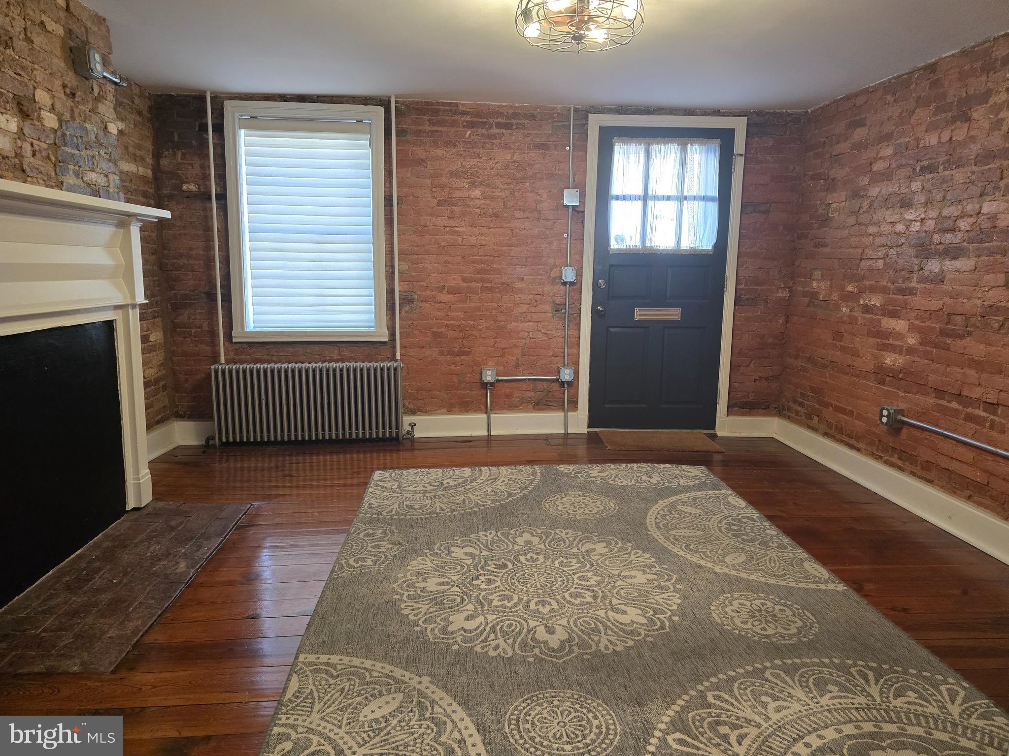 DOWNTOWN FREDERICK - Residential Lease