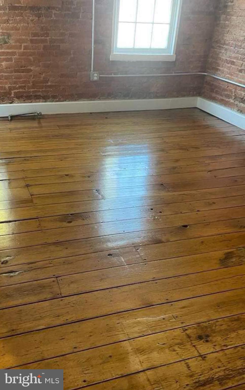 DOWNTOWN FREDERICK - Residential Lease