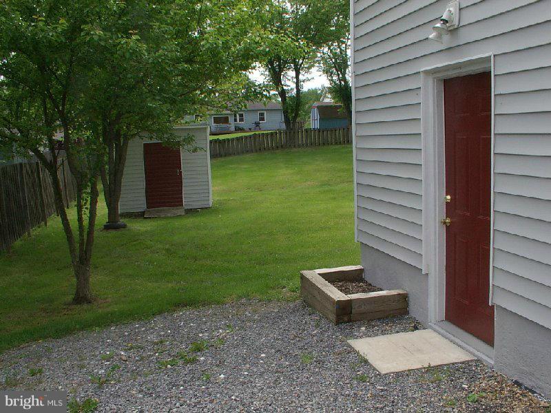 BURNING KNOLLS - Residential