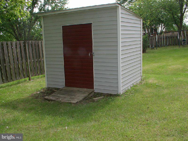 BURNING KNOLLS - Residential