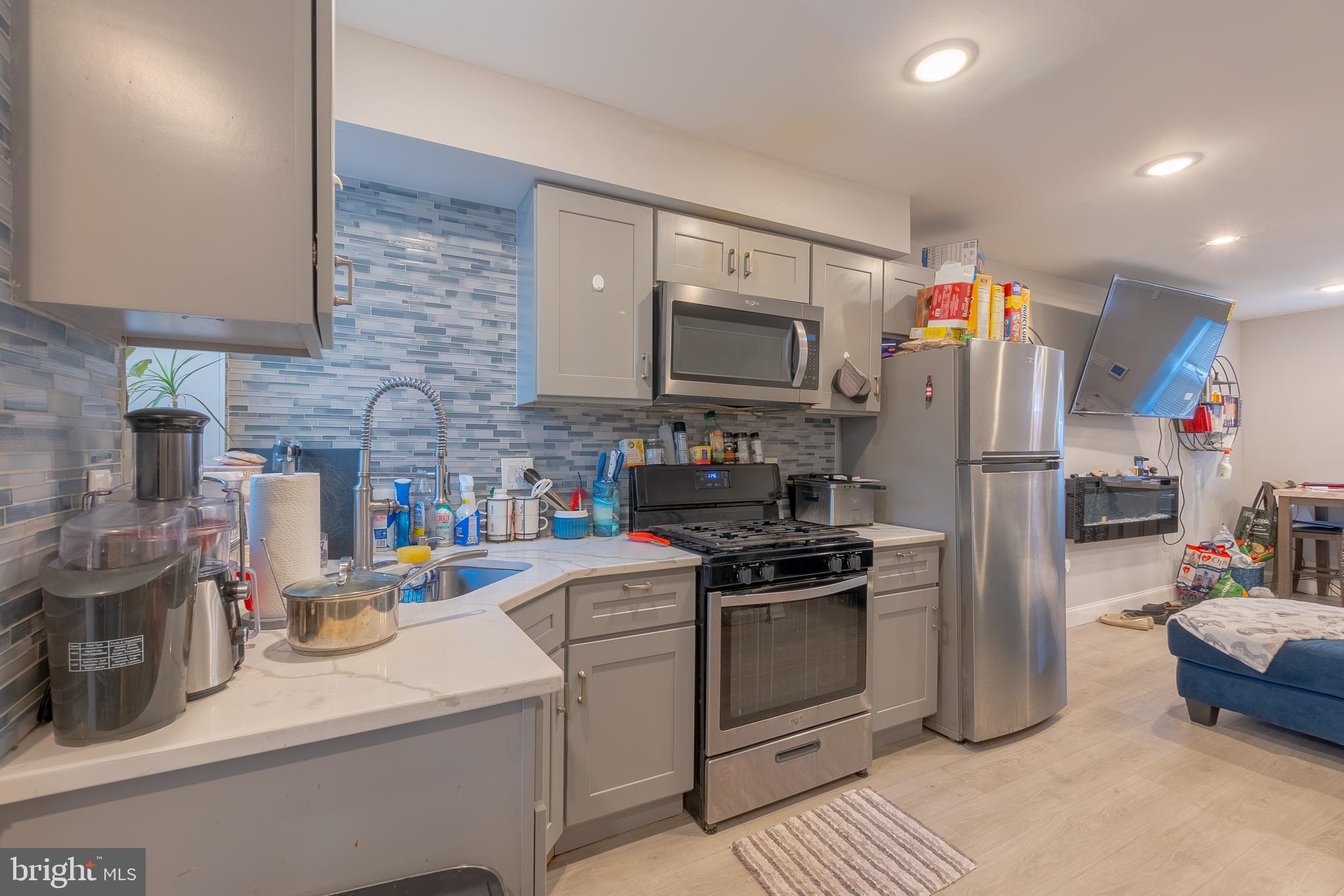 WEST KENSINGTON - Residential