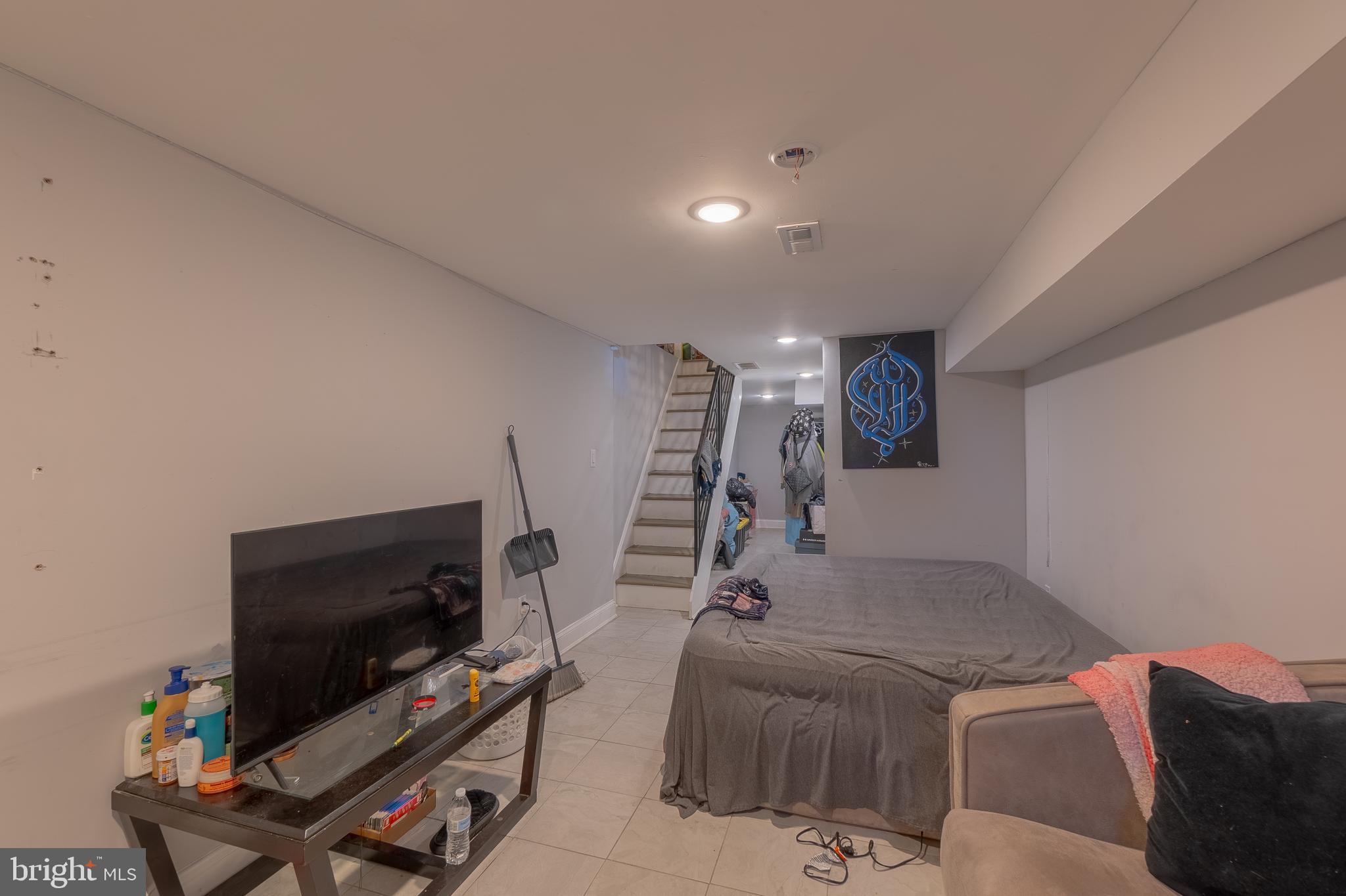 WEST KENSINGTON - Residential