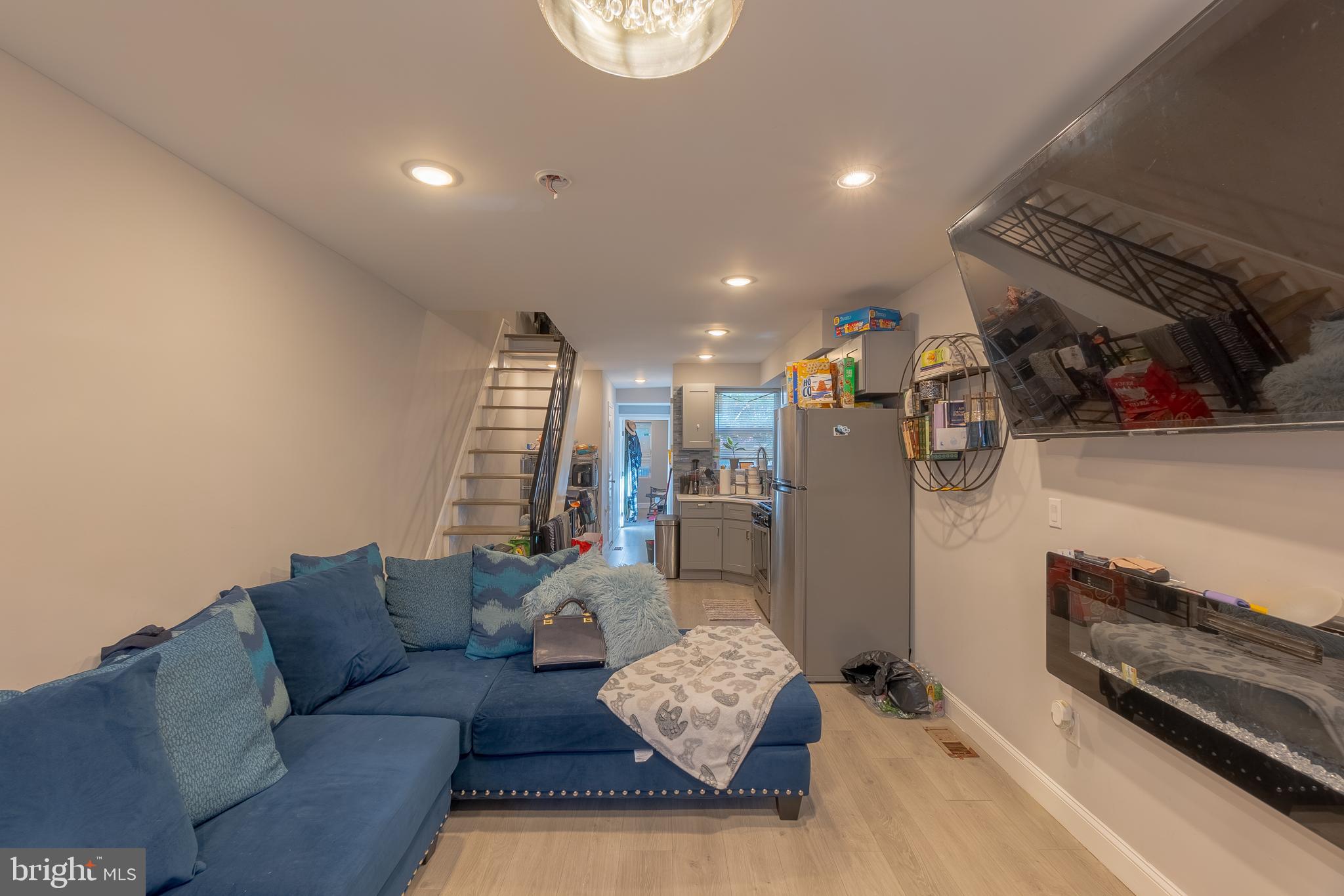 WEST KENSINGTON - Residential