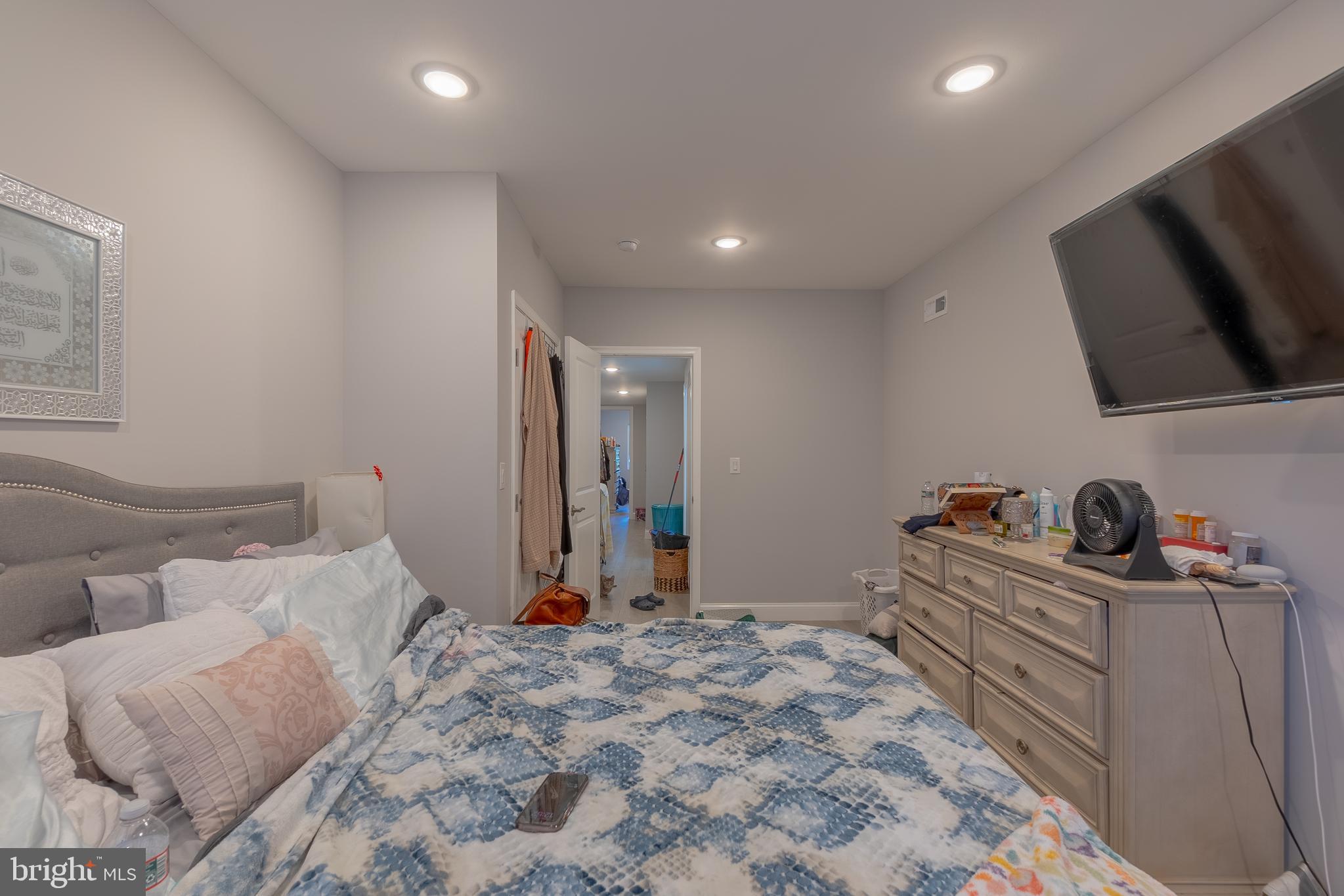 WEST KENSINGTON - Residential