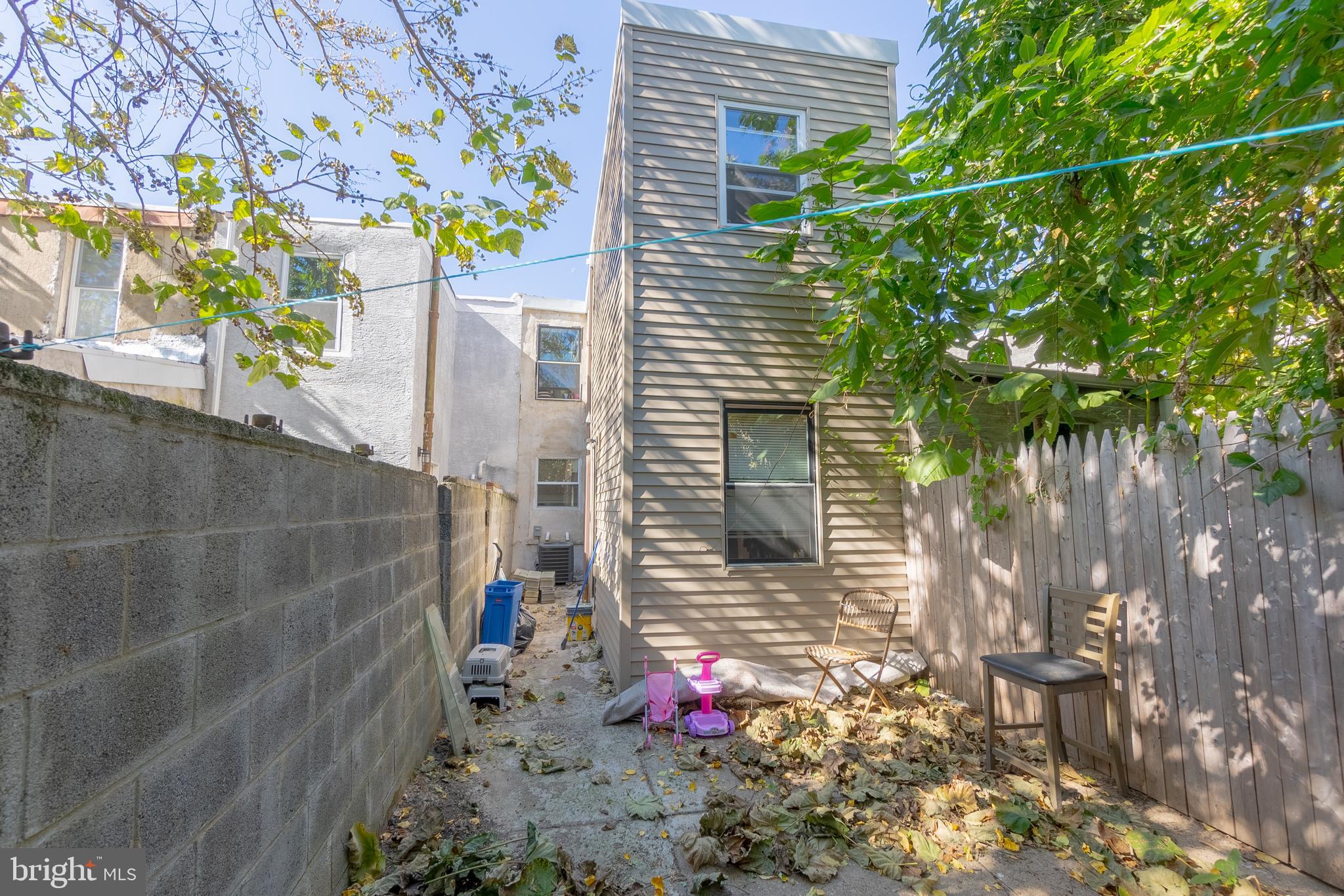 WEST KENSINGTON - Residential