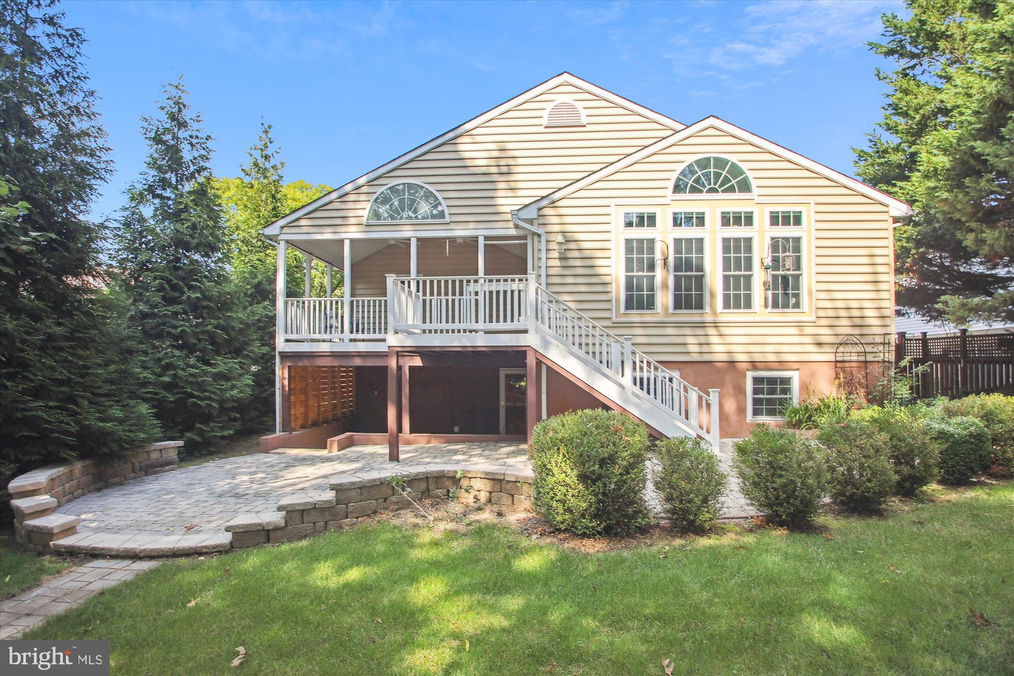 LINDALE WOODS AT GARLAND - Residential