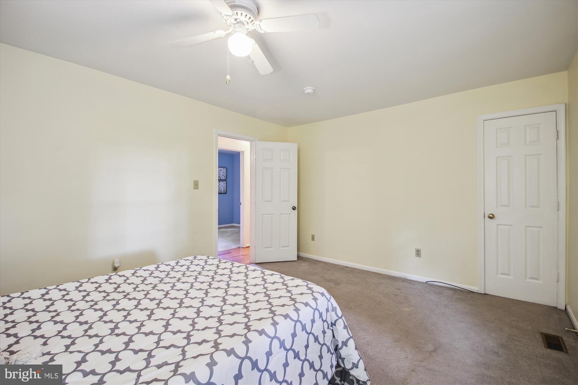 LINDALE WOODS AT GARLAND - Residential