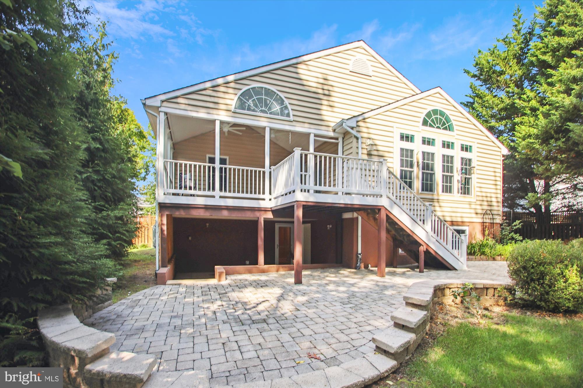 LINDALE WOODS AT GARLAND - Residential