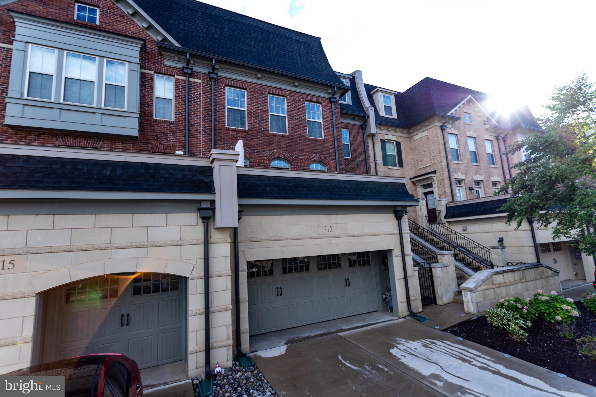 NATIONAL HARBOR - Residential