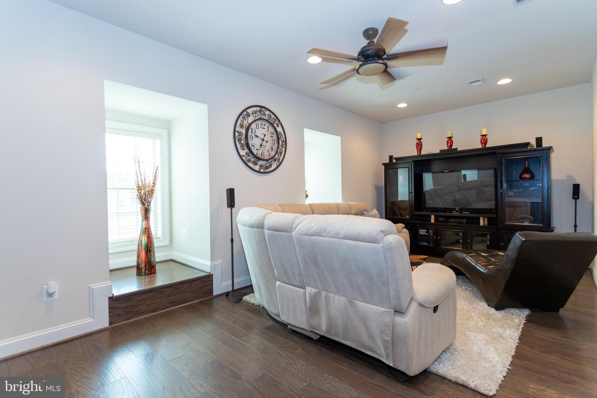 NATIONAL HARBOR - Residential