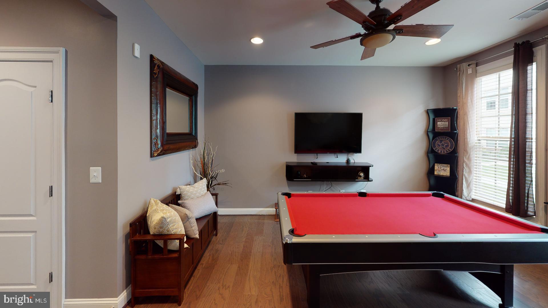 NATIONAL HARBOR - Residential