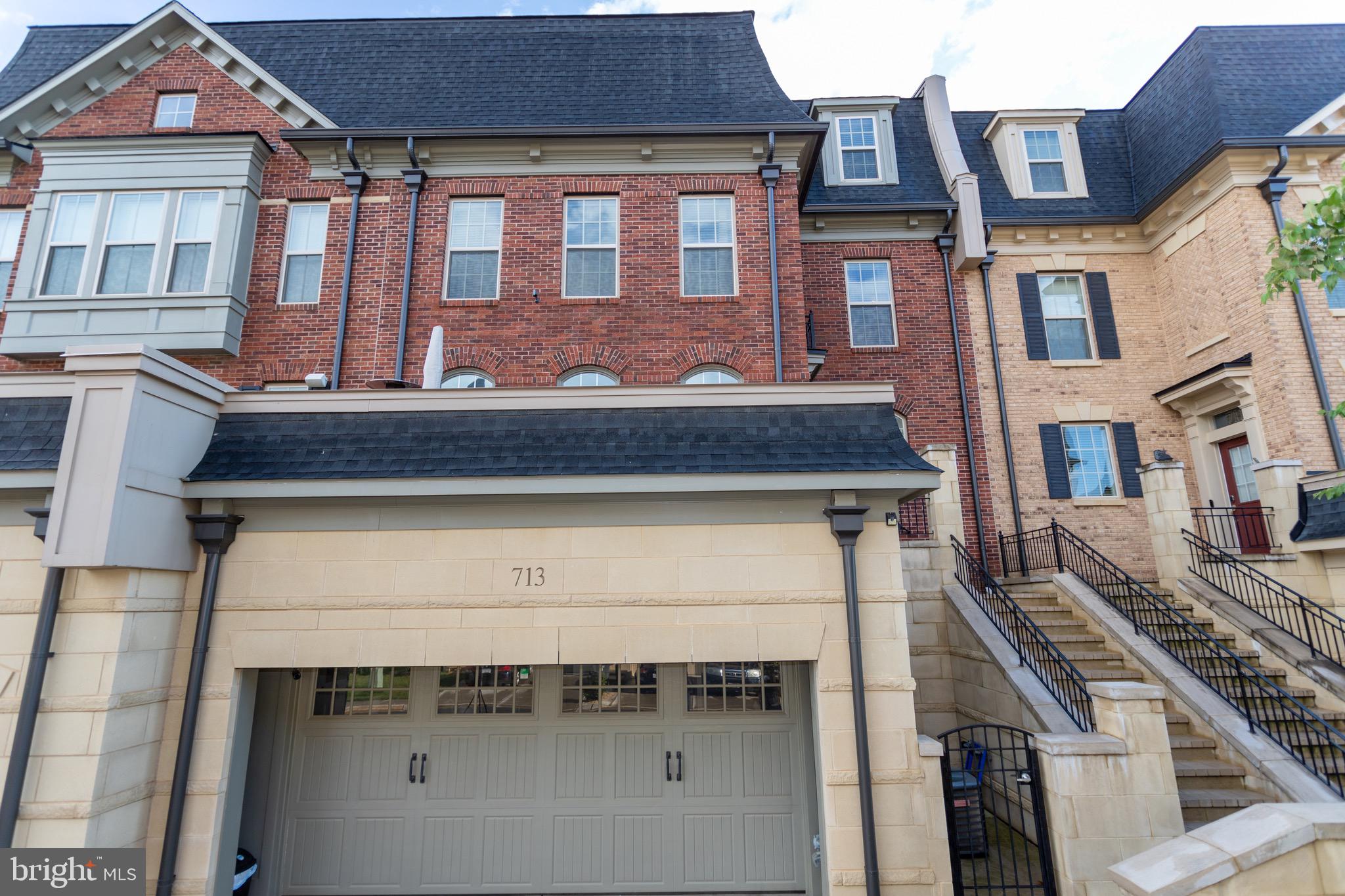 NATIONAL HARBOR - Residential