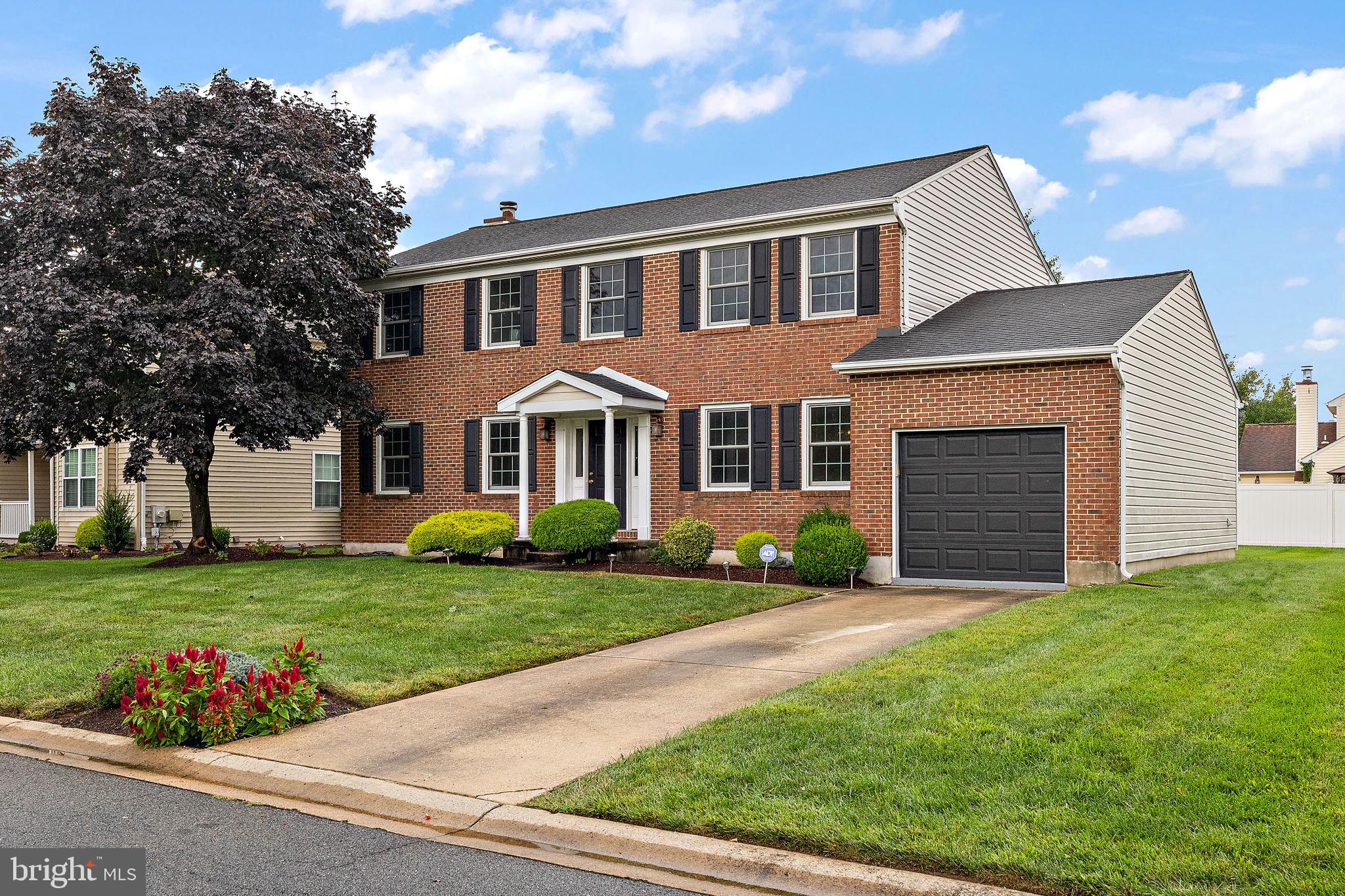 30 LOCHVIEW DRIVE